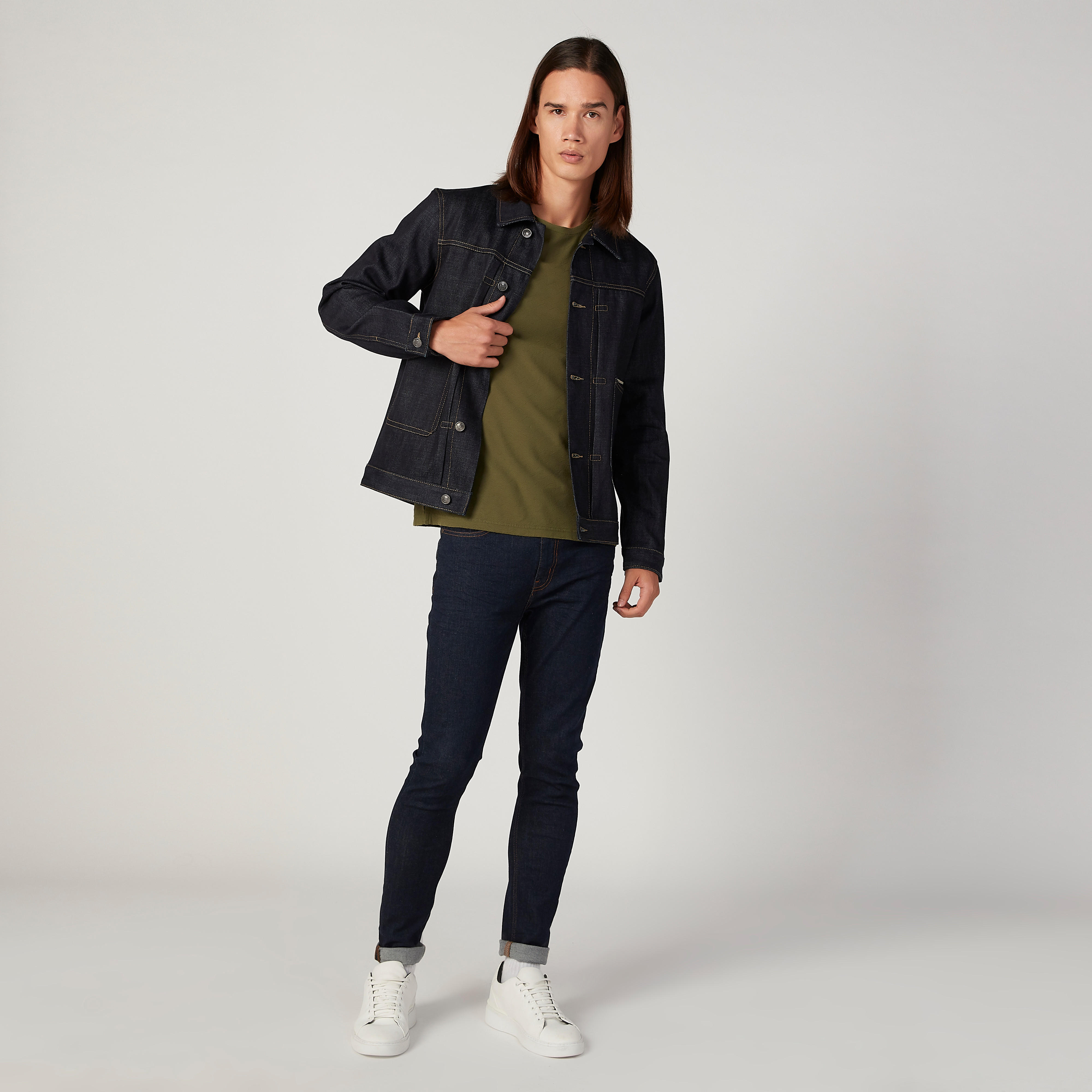 جاكيت مستدام دينم سادة بأكمام طويلة وتفاصيل جيوب-men-clothing-jacketsandblazers-jackets-image-2