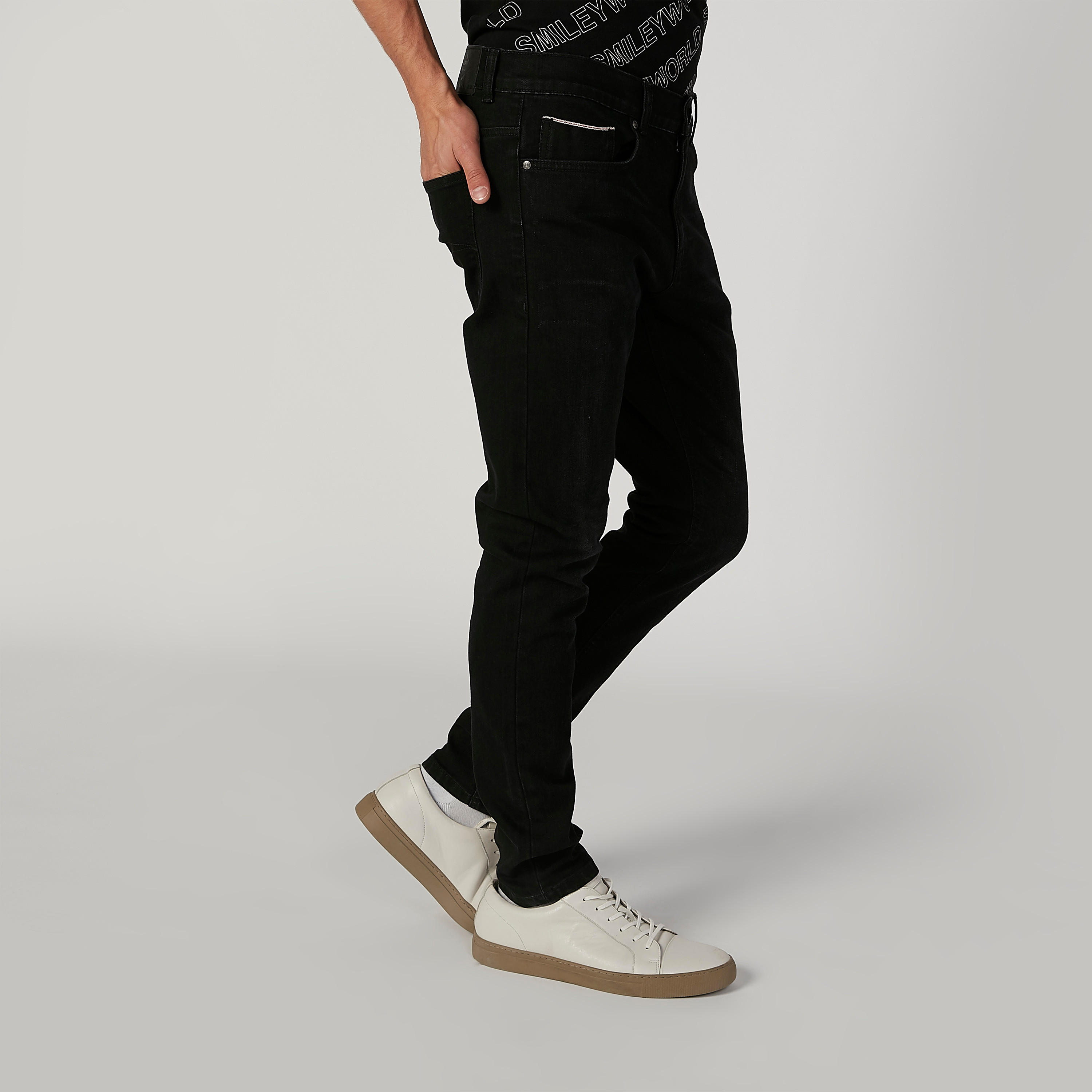 بنطلون جينز بجيوب وحلقات للحزام من لي كوبر-men-clothing-bottoms-jeans-image-4