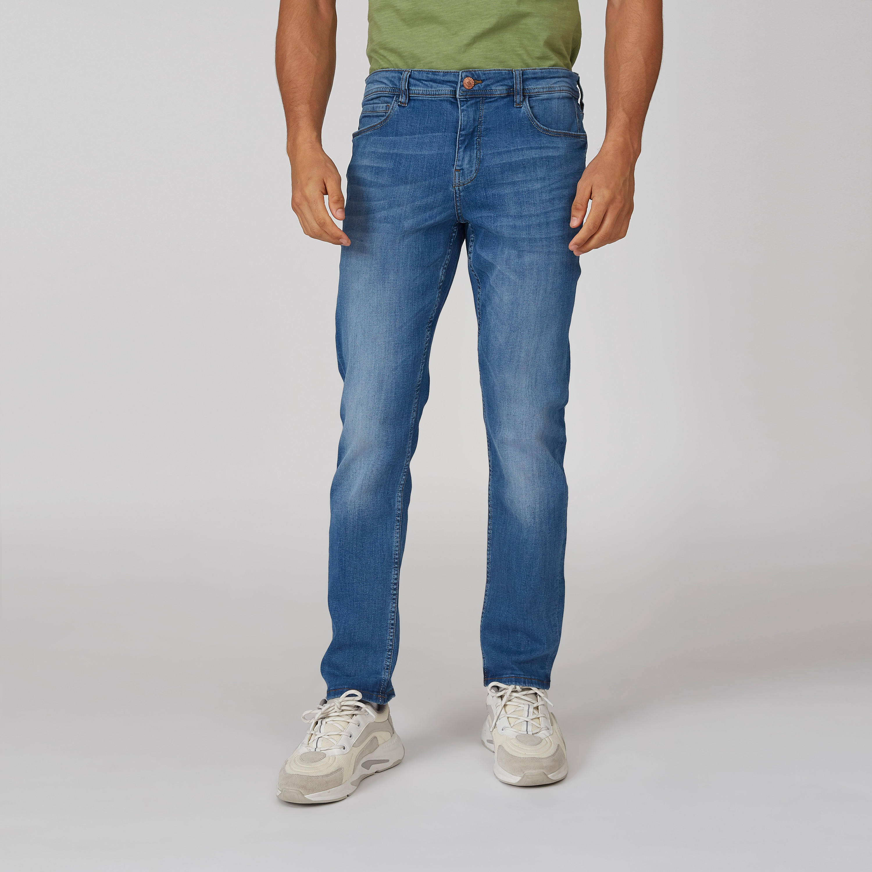 بنطلون جينز سادة سليم بخصر متوسط الارتفاع وجيوب -men-clothing-bottoms-jeans-image-1