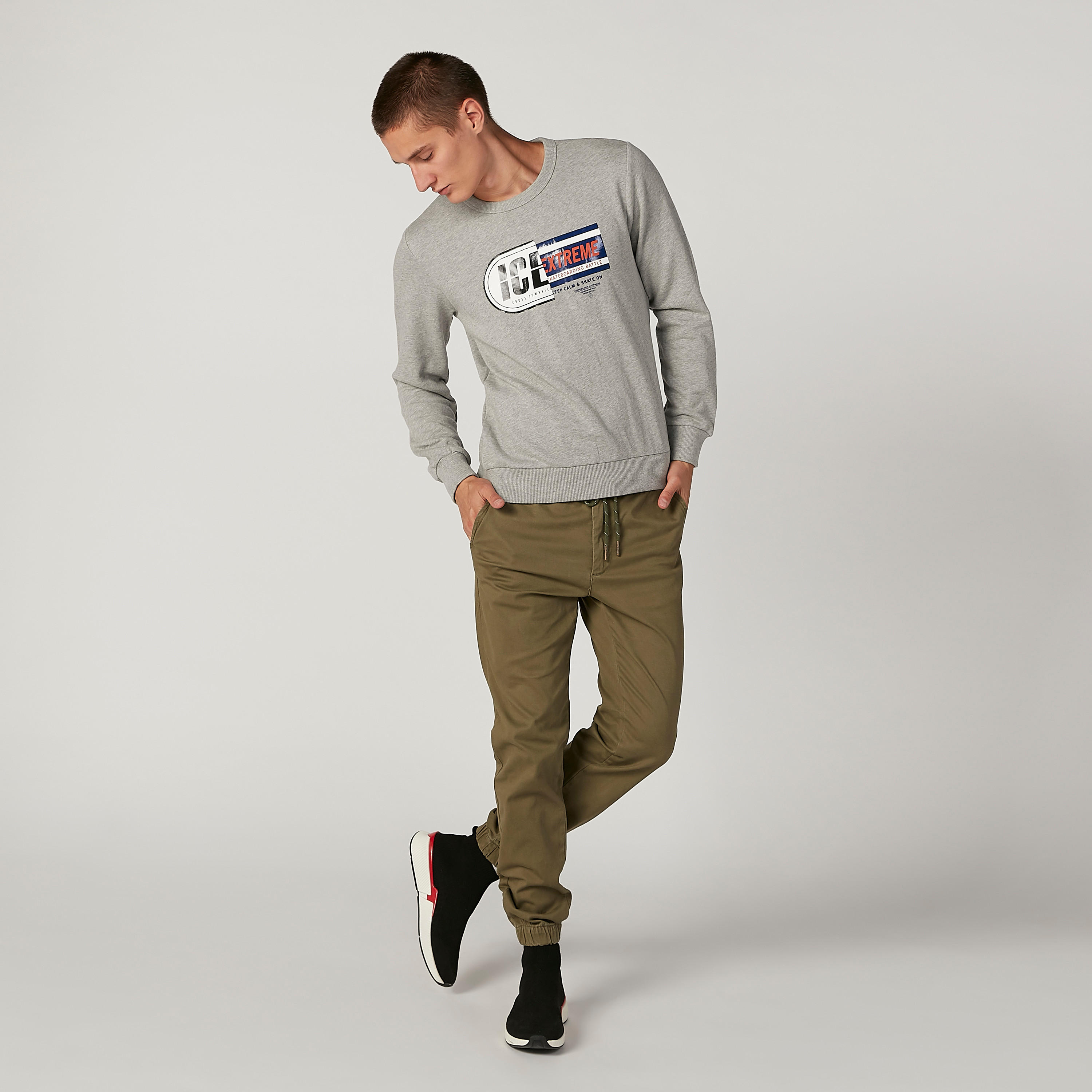 بنطلون رياضي مستدام سادة بأطراف ضيقة وجيوب -women-clothing-bottoms-joggers-image-2