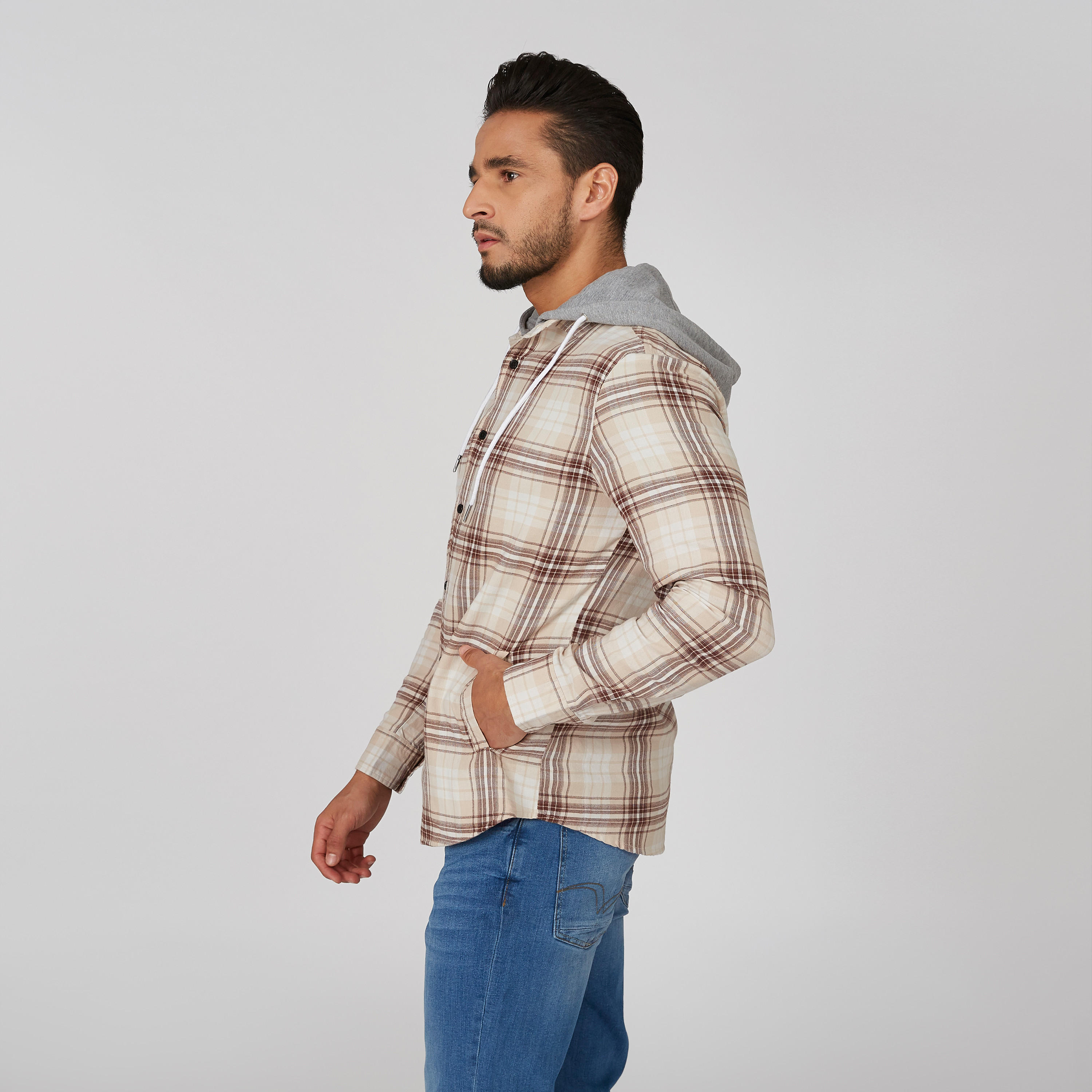 قميص كاروهات مستدام بقبّعة وأكمام طويلة -men-clothing-shirts-image-3