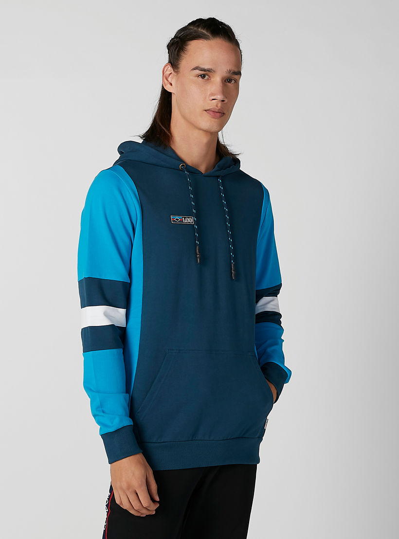 هودي مستدام بأكمام طويلة وجيوب كانجارو وطبعات -men-winterwear-hoodiesandsweatshirts-image-1