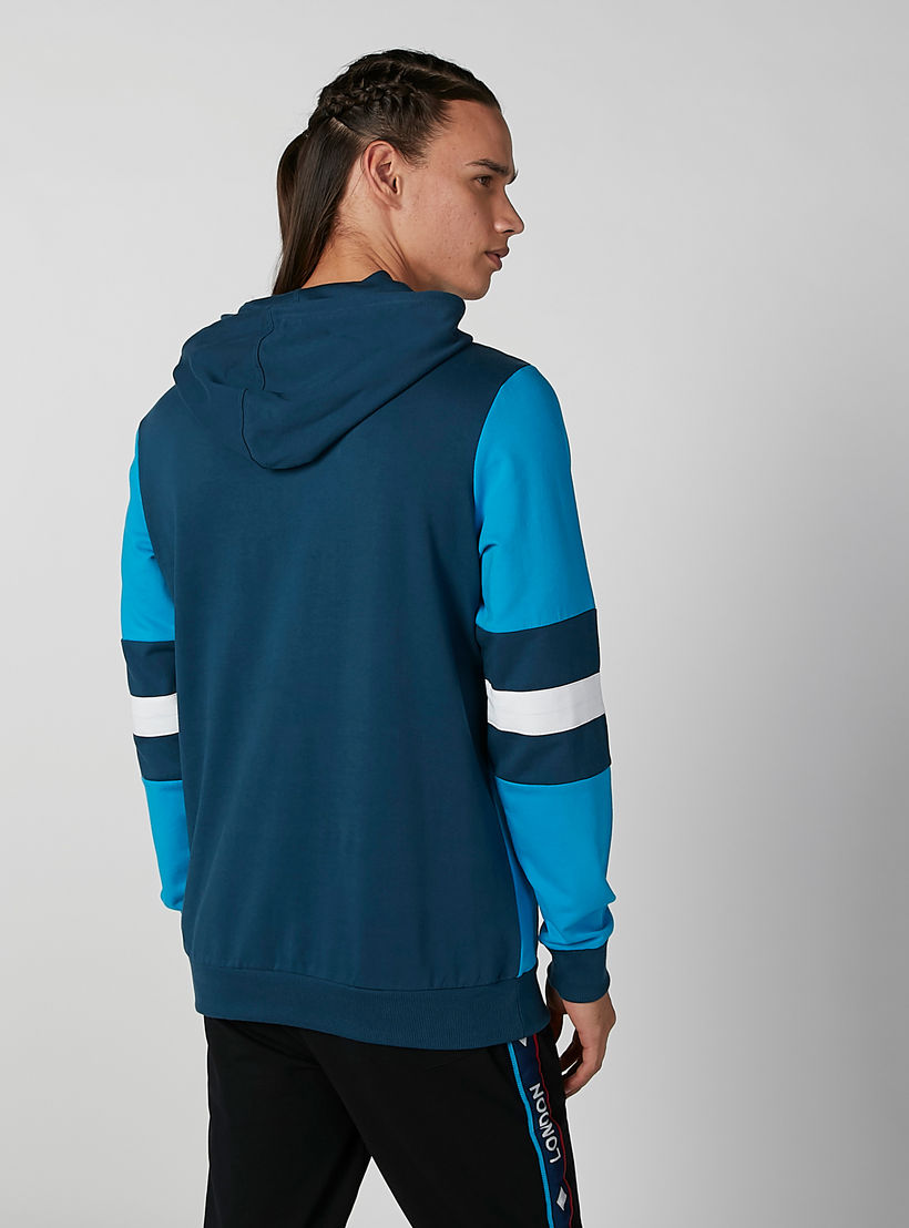 هودي مستدام بأكمام طويلة وجيوب كانجارو وطبعات -men-winterwear-hoodiesandsweatshirts-image-5