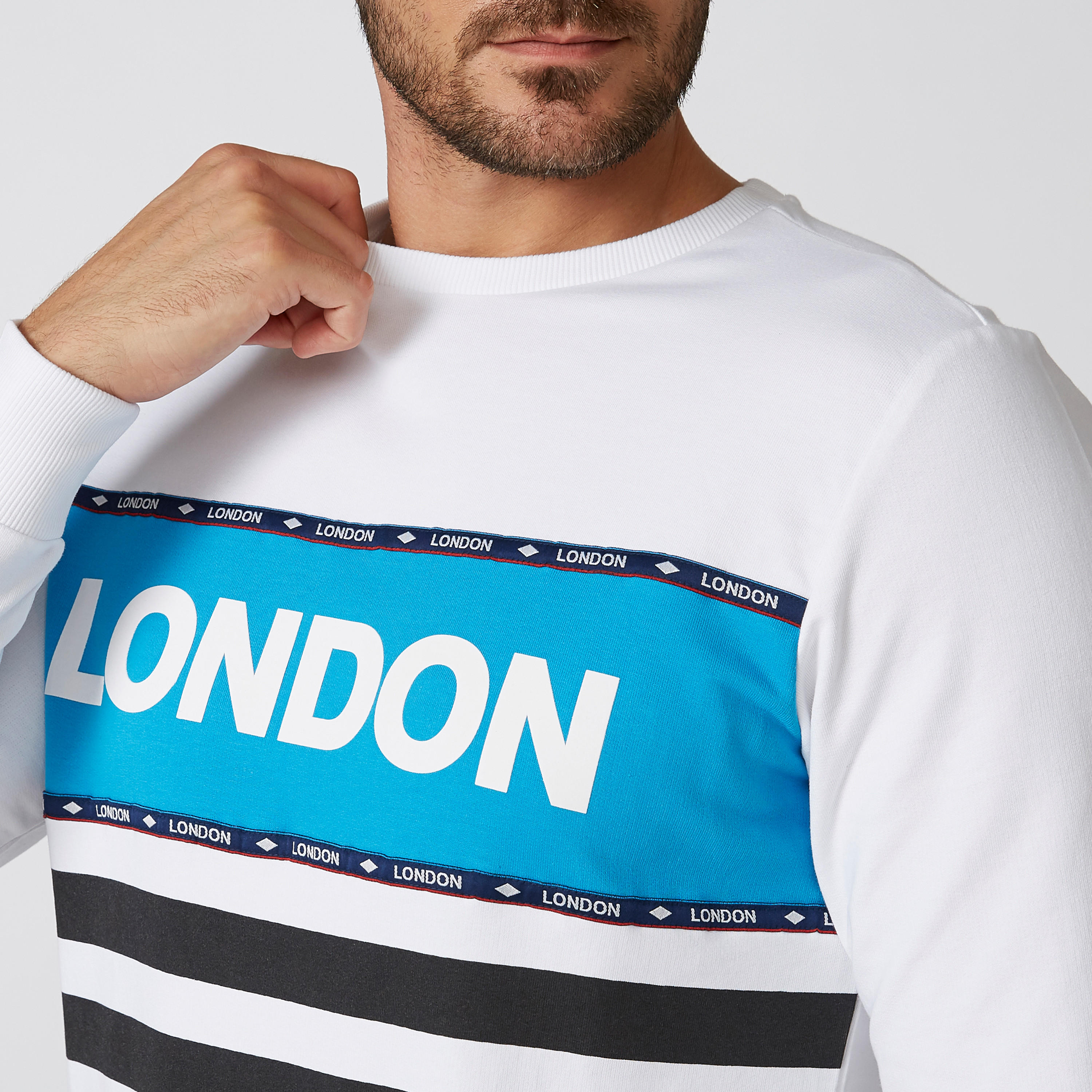 سويت شيرت بياقة مستديرة وأكمام طويلة وطبعات-men-winterwear-hoodiesandsweatshirts-image-5