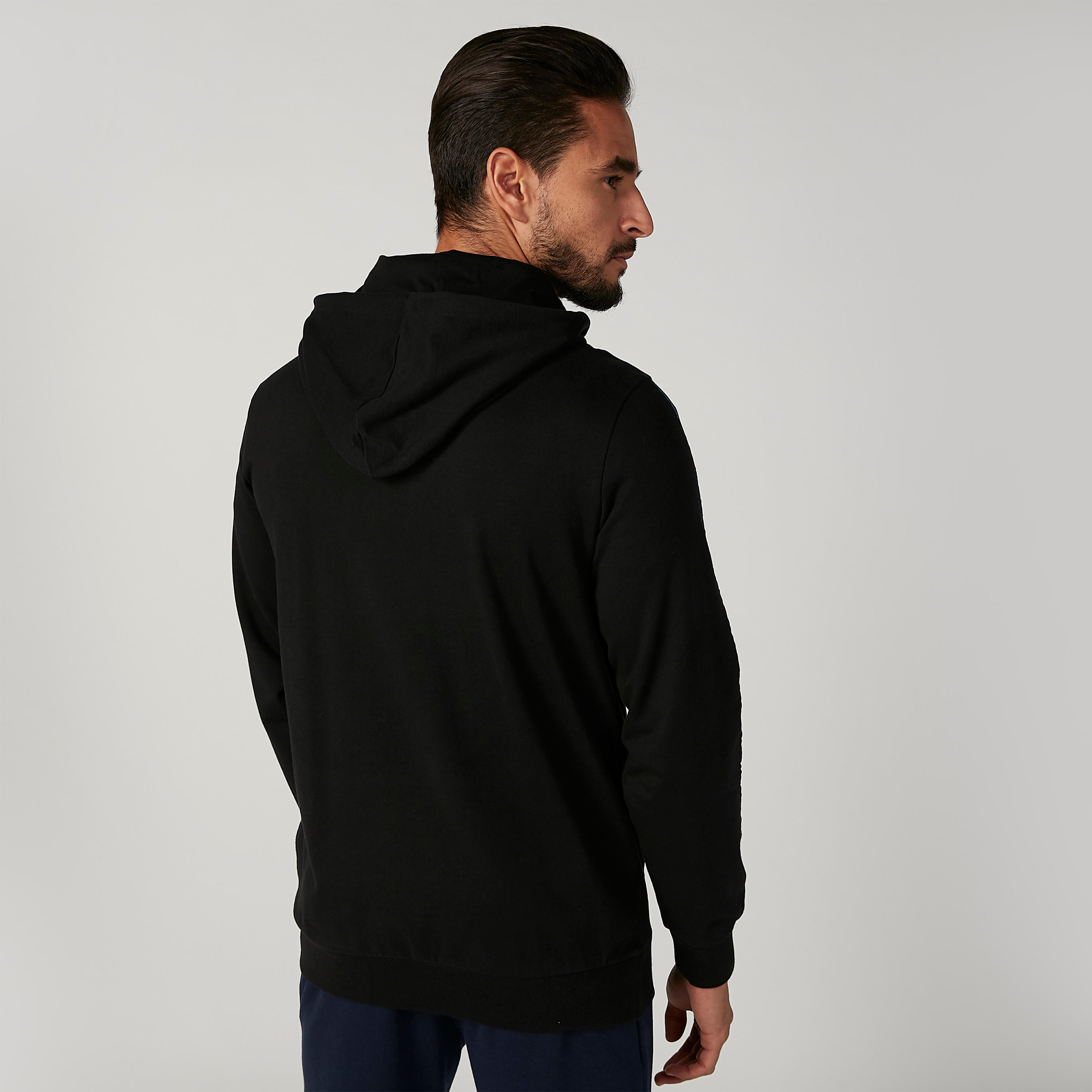 سويت شيرت مستدام بطبعات وقبعة وحواف مضلعة -men-winterwear-hoodiesandsweatshirts-image-5