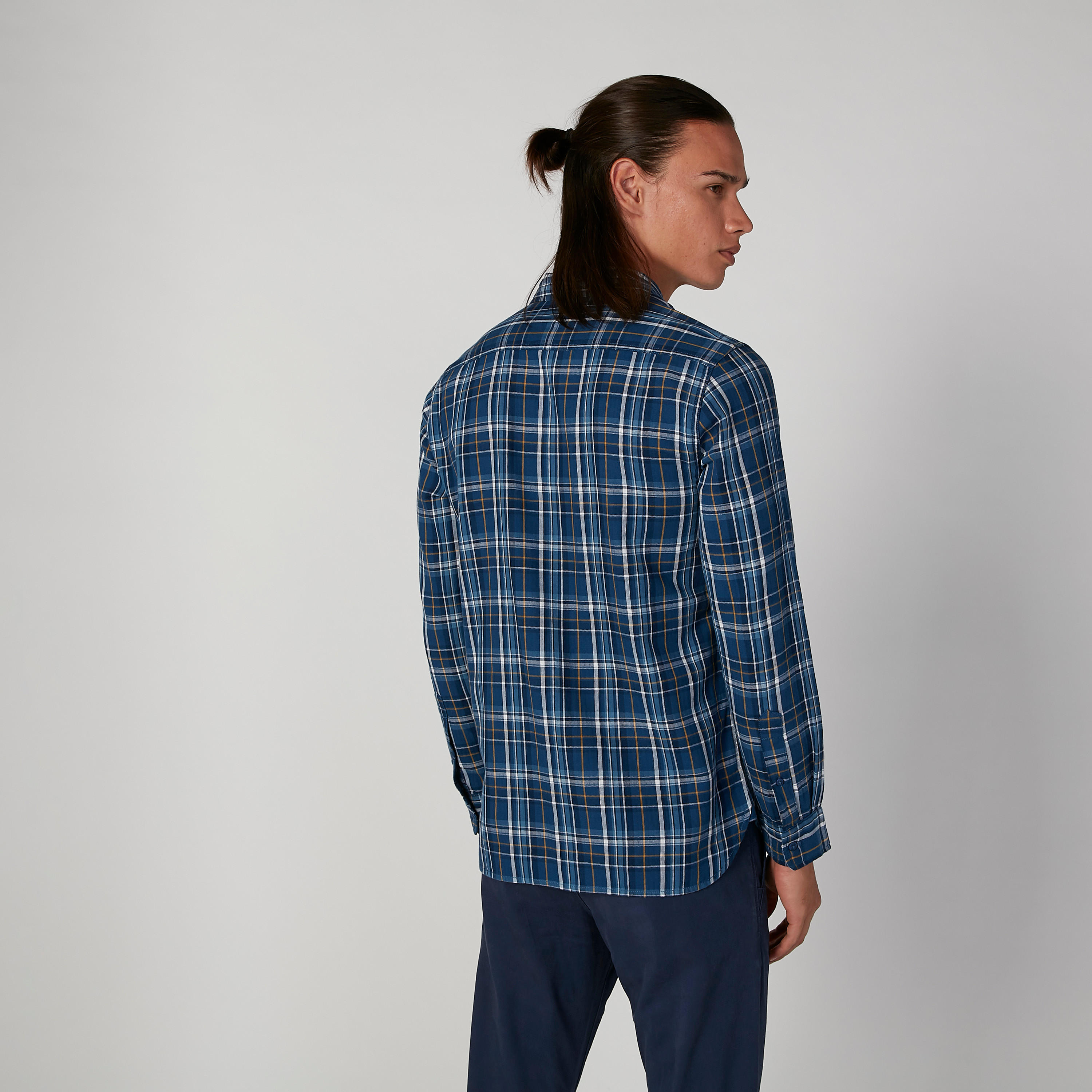 قميص كاروهات بأكمام طويلة وجيوب بطيّة من لي كوبر-men-clothing-shirts-image-3