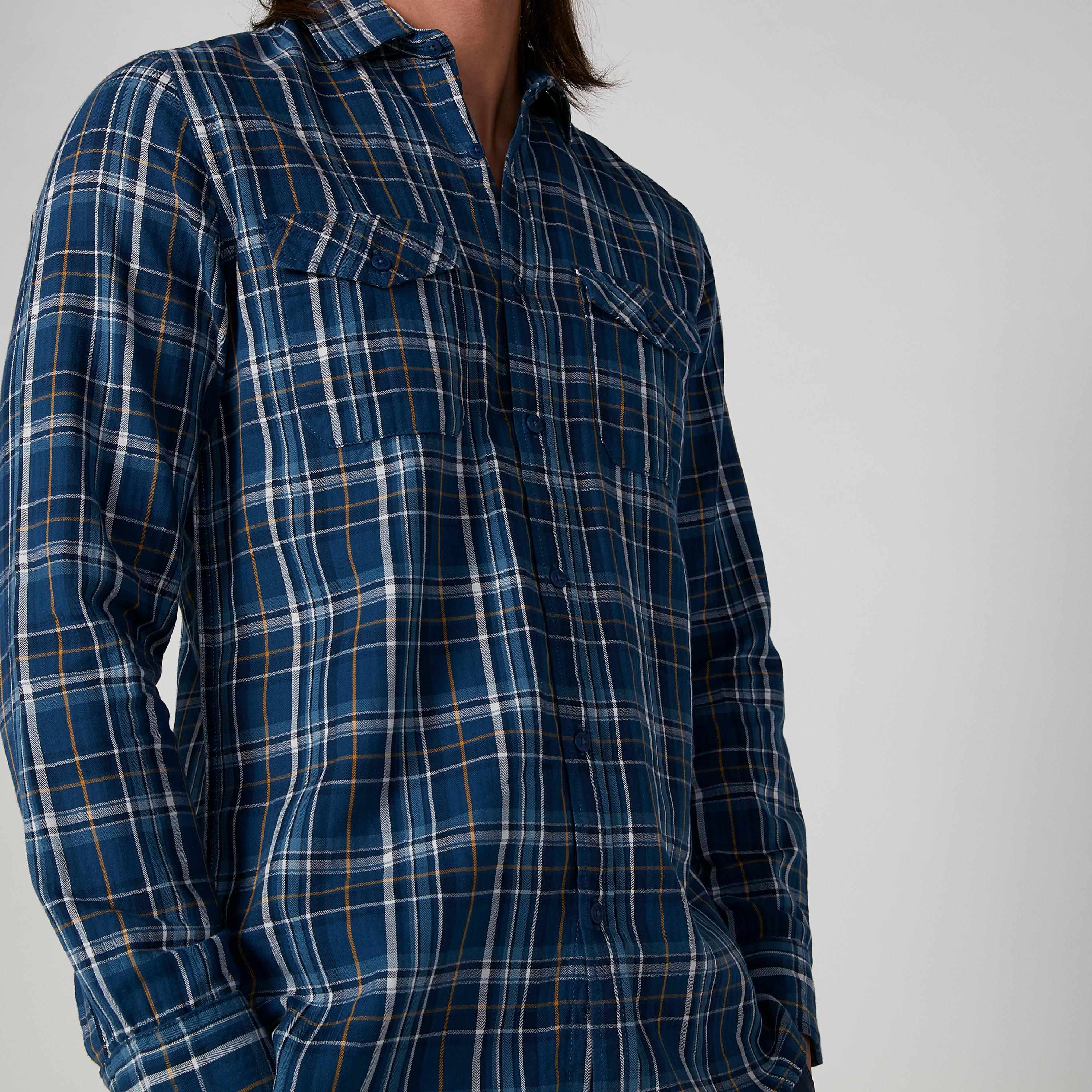 قميص كاروهات بأكمام طويلة وجيوب بطيّة من لي كوبر-men-clothing-shirts-image-5