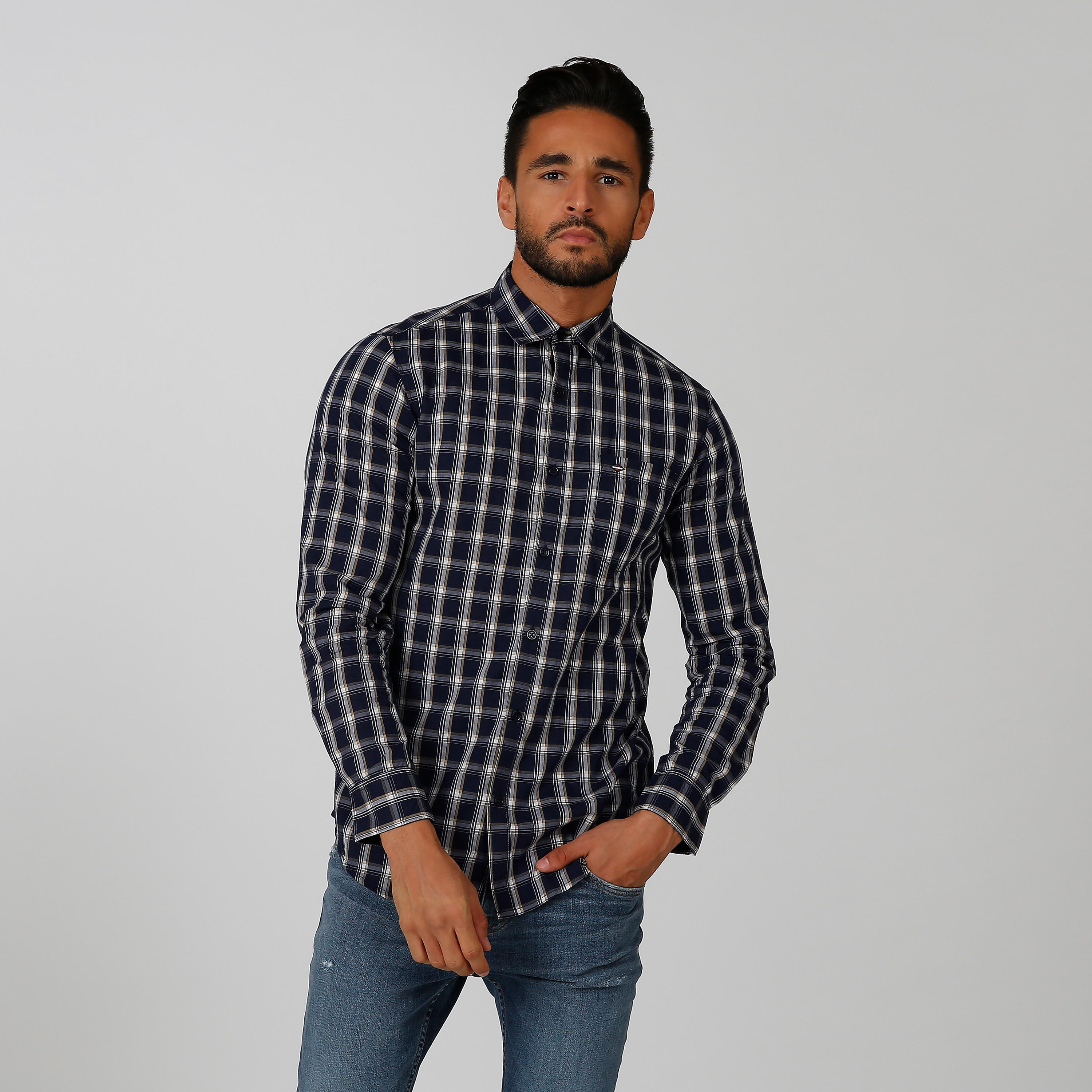 قميص مستدام كاروهات بياقة عاديّة وأكمام طويلة -men-clothing-shirts-image-1