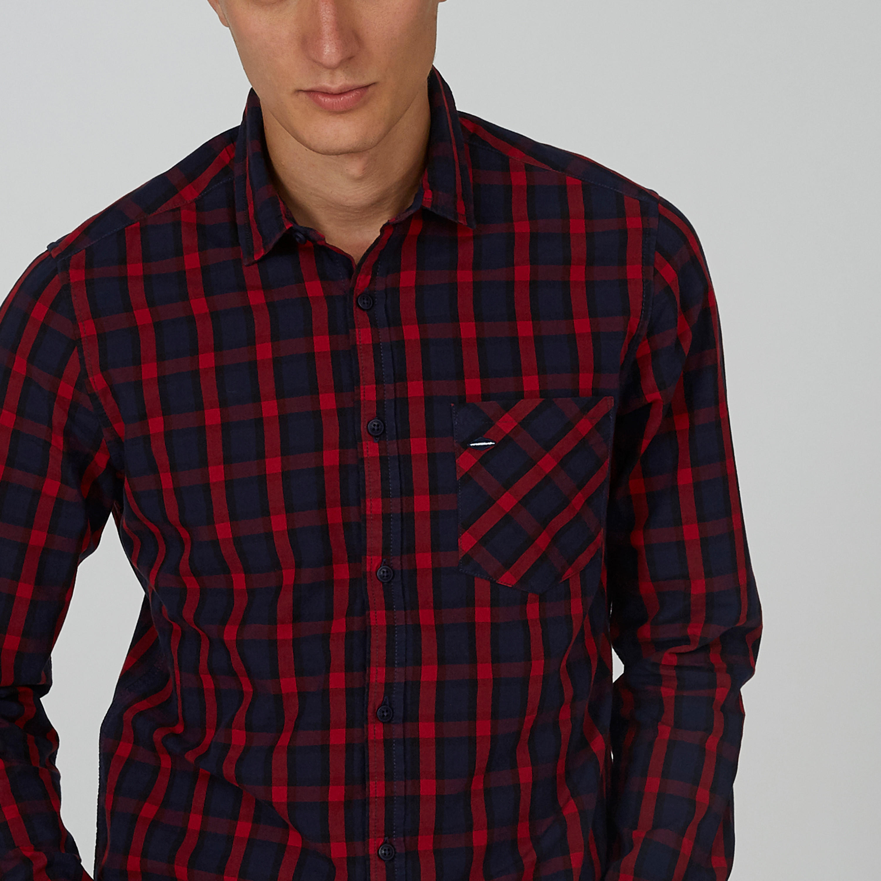 قميص مستدام كاروهات بياقة عادية وأكمام طويلة -men-clothing-shirts-image-5