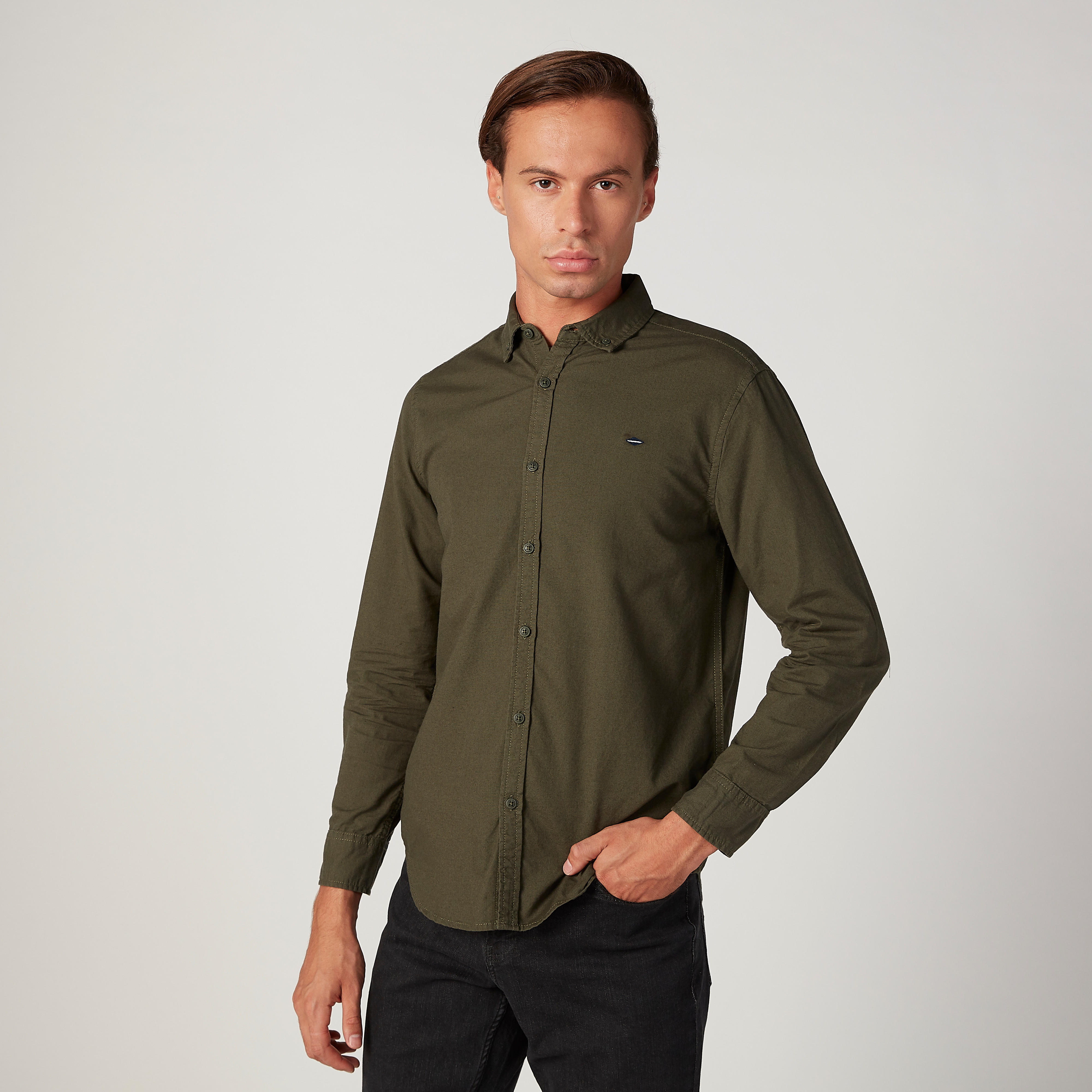 قميص مستدام سليم سادة بأكمام طويلة -men-clothing-shirts-image-1