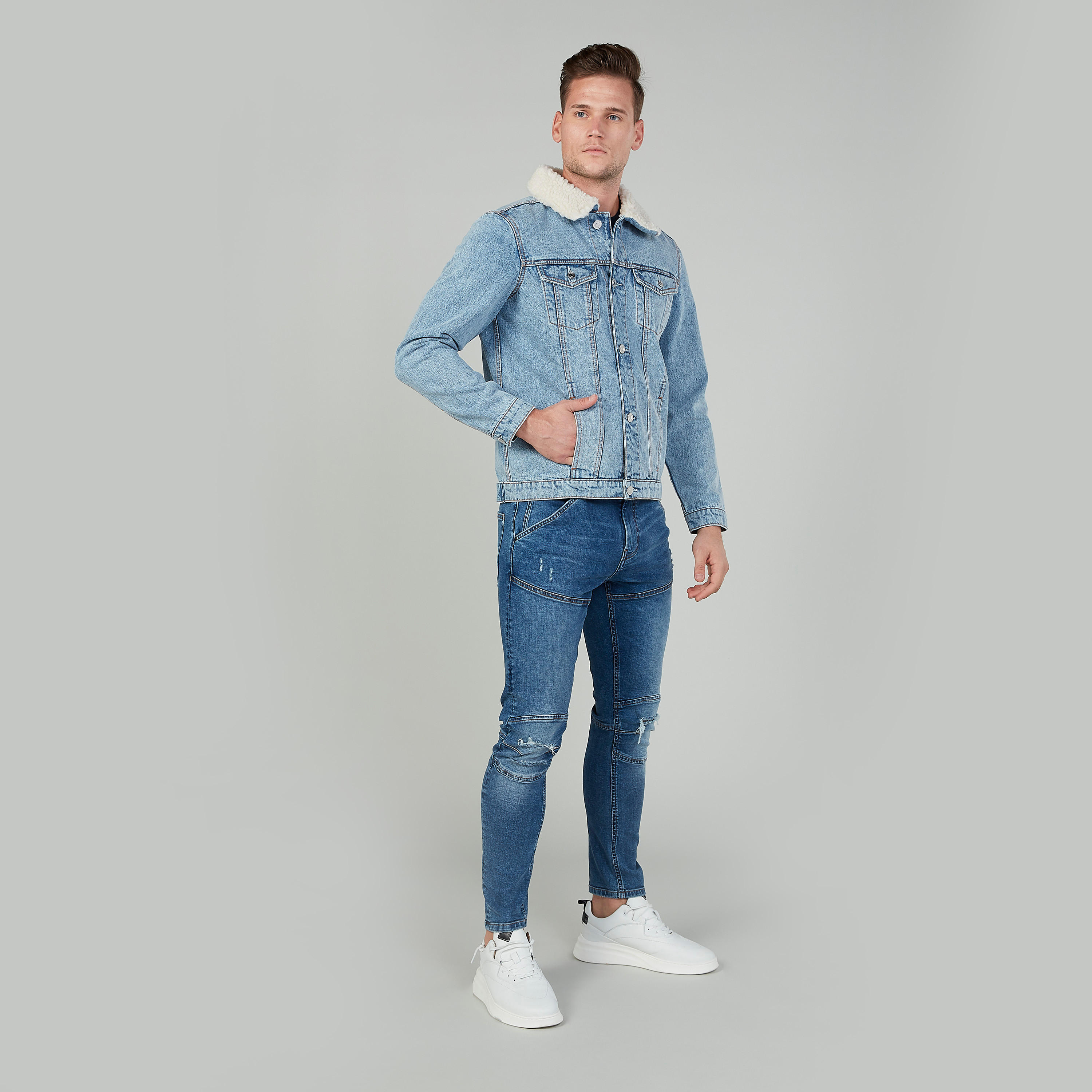 جاكيت دينم بأكمام طويلة وجيوب-men-clothing-jacketsandblazers-jackets-image-2