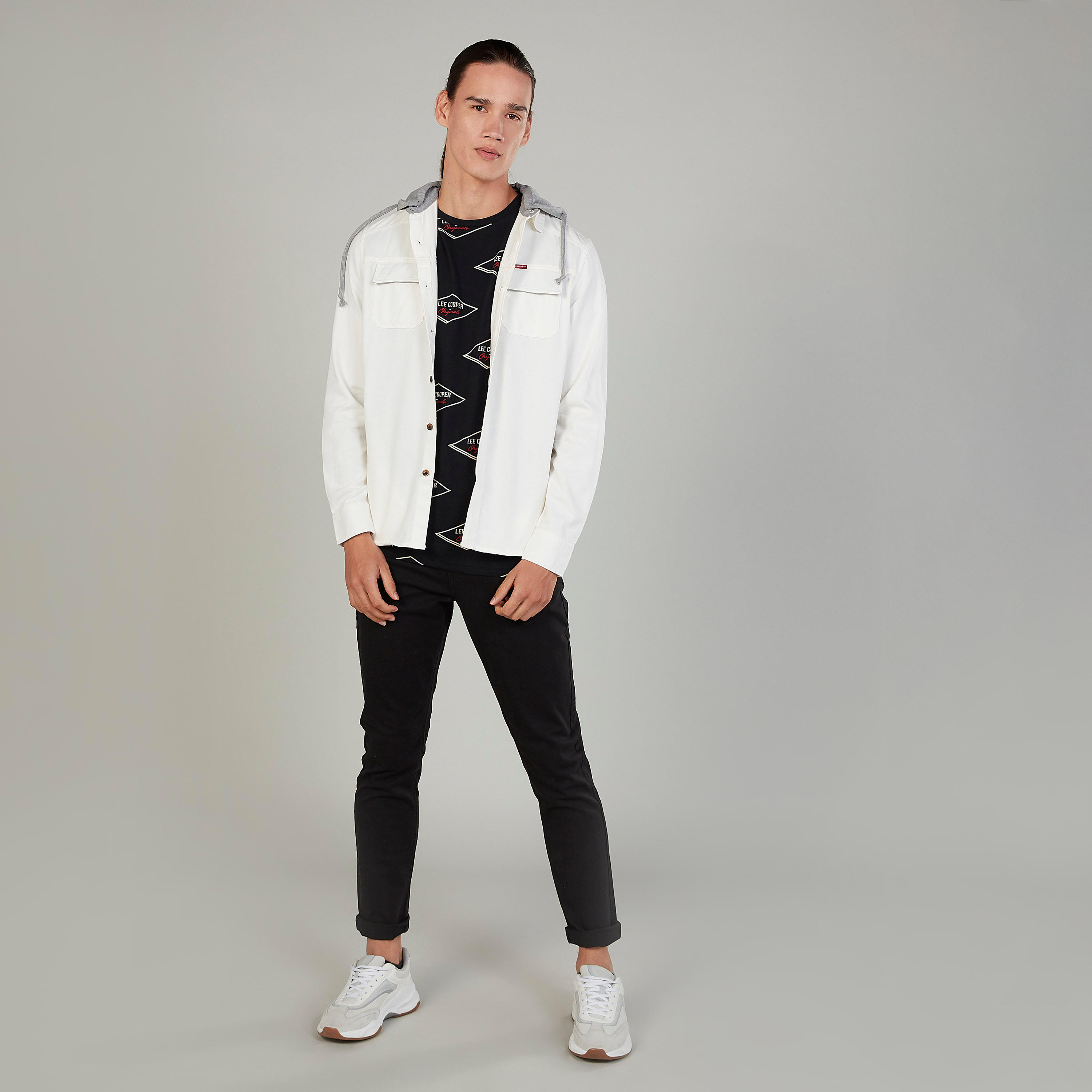 تيشيرت مستدام بياقة ضيّقة وأكمام قصيرة من لي كوبر-men-clothing-tshirtsandpolos-tshirts-image-4