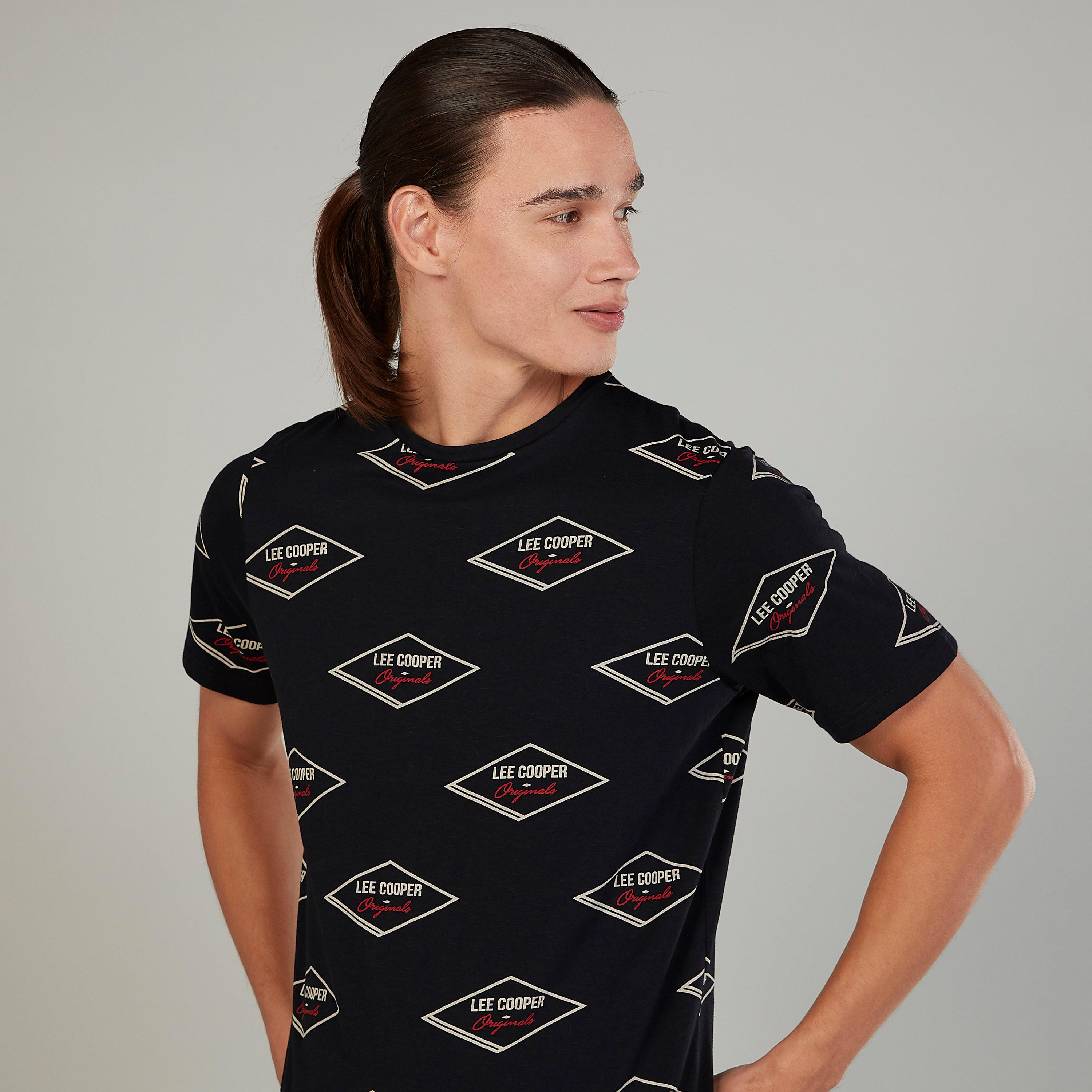 تيشيرت مستدام بياقة ضيّقة وأكمام قصيرة من لي كوبر-men-clothing-tshirtsandpolos-tshirts-image-3