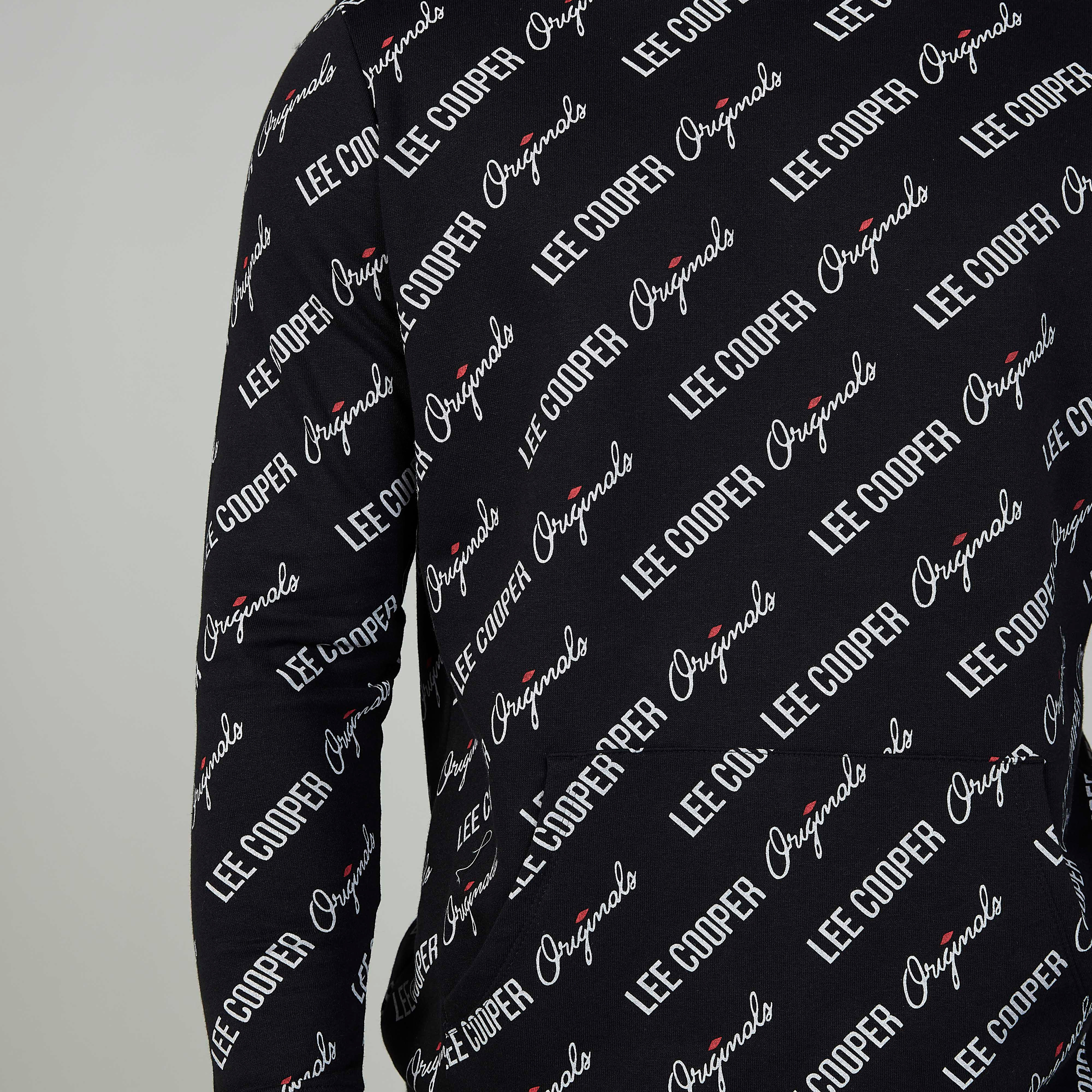 كنزة بأكمام طويلة بقبعة وطبعات من لي كوبر-men-winterwear-hoodiesandsweatshirts-image-3