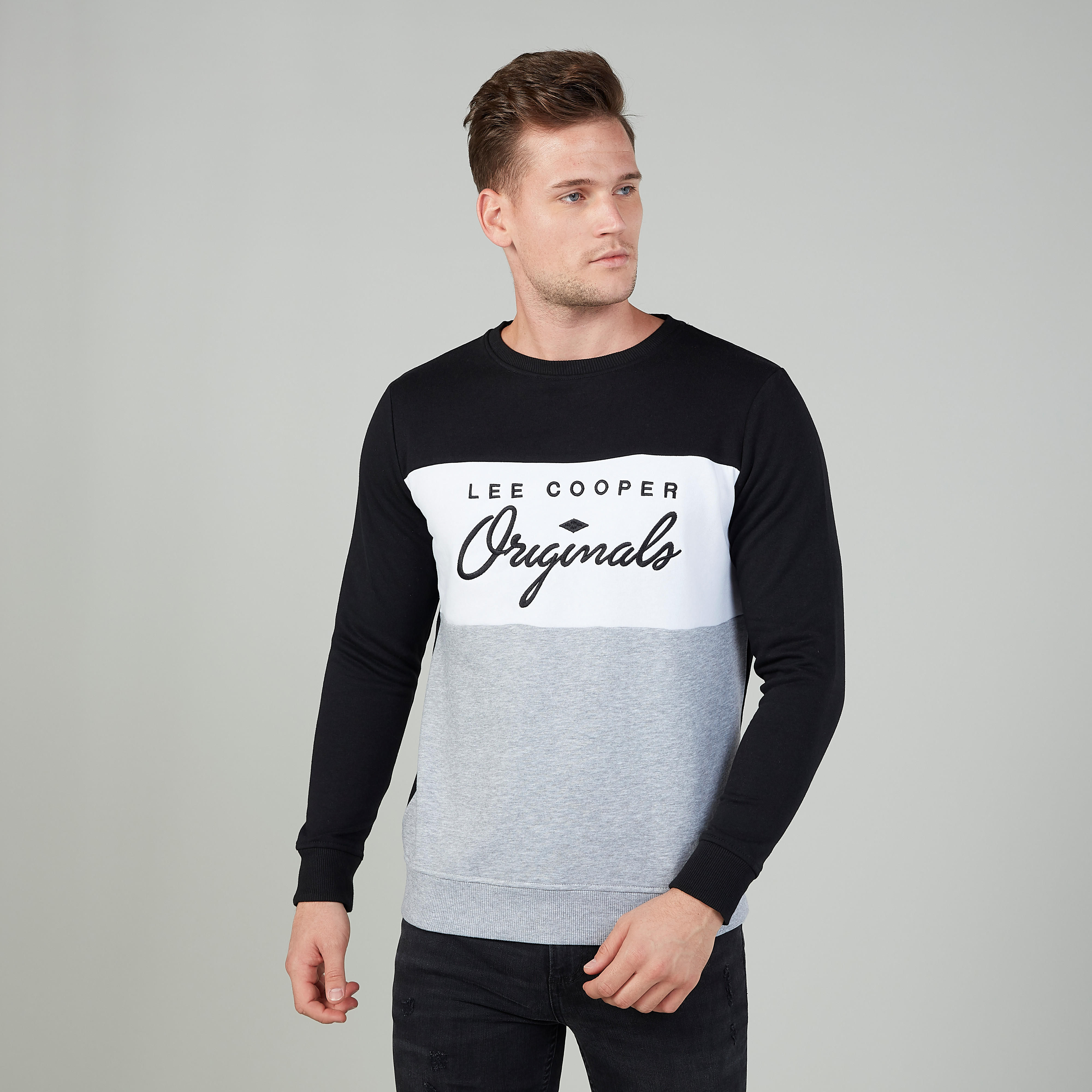 كنزة بياقة مستديرة وأكمام طويلة وطبعات من لي كوبر-men-winterwear-hoodiesandsweatshirts-image-1
