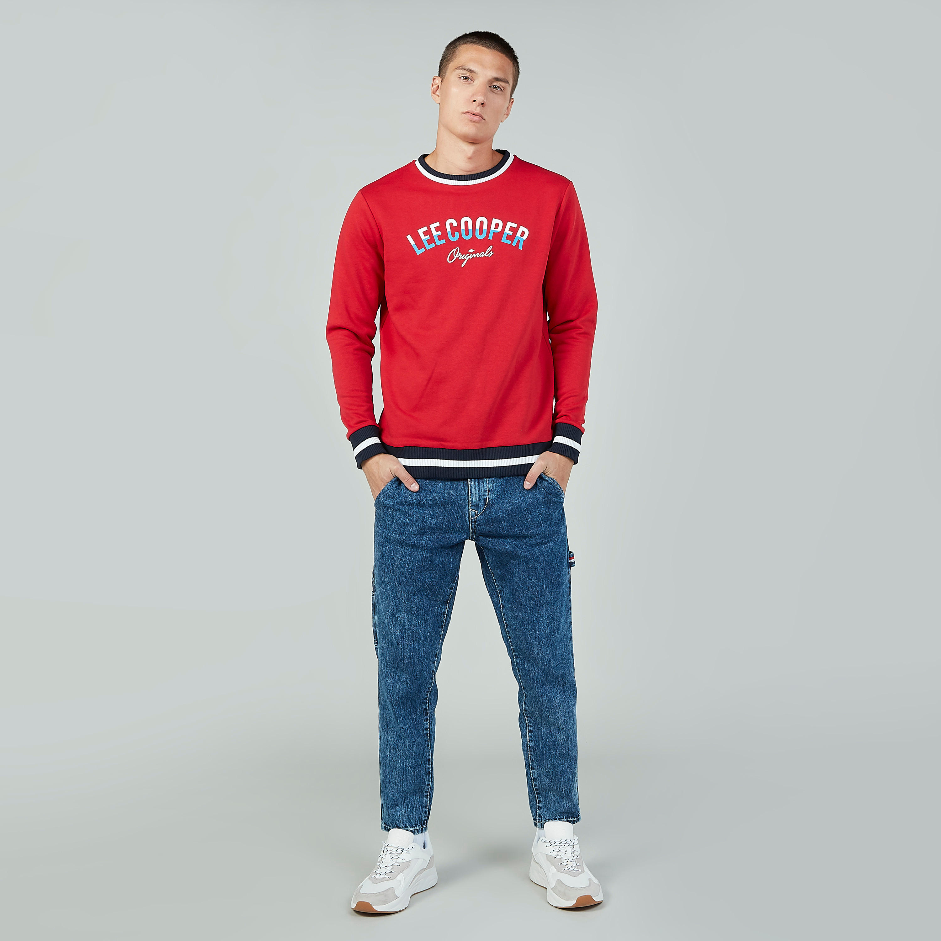 كنزة بياقة مستديرة وأكمام طويلة وطبعات من لي كوبر-men-winterwear-hoodiesandsweatshirts-image-2