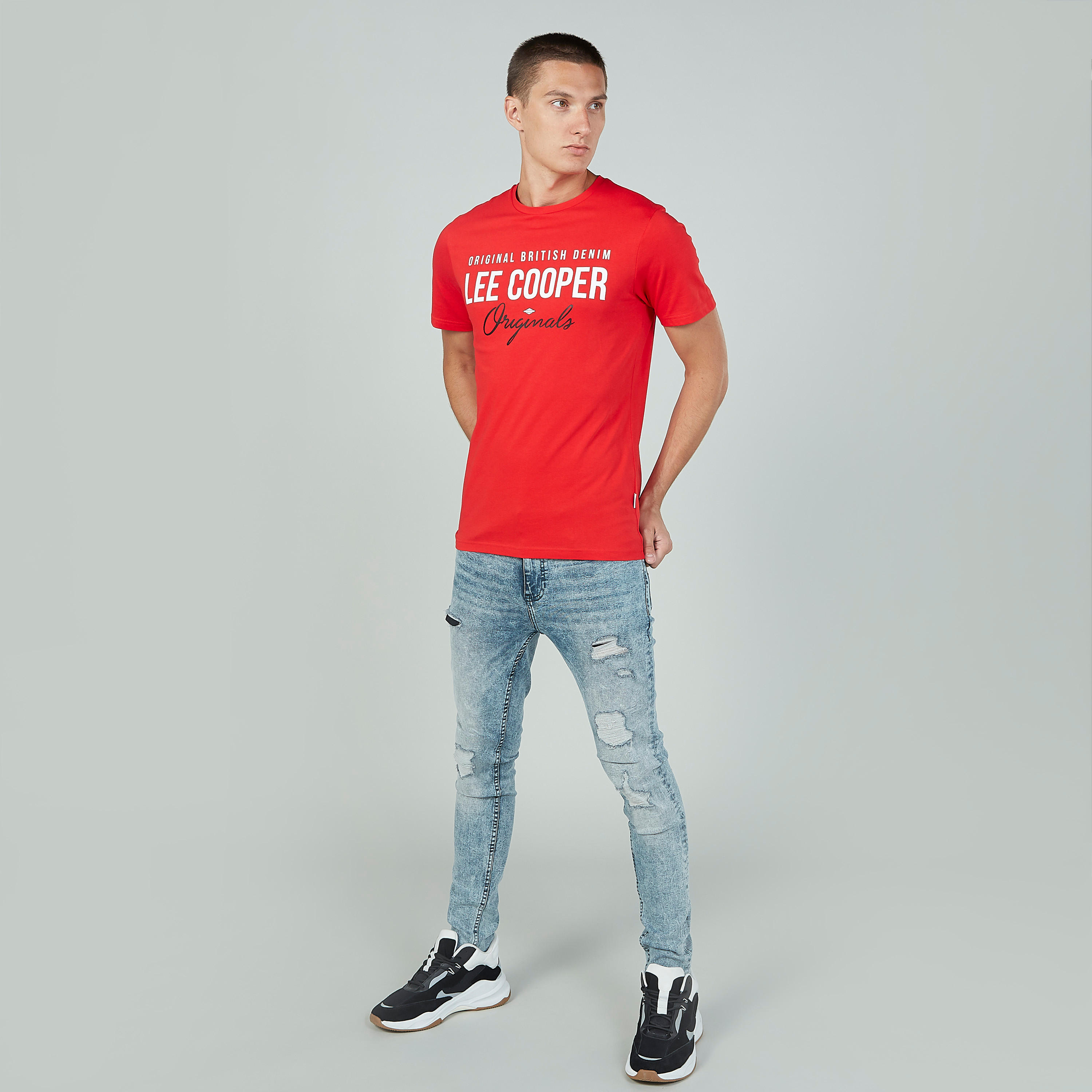 بنطلون جينز طويل ممزق بجيوب من لي كوبر-men-clothing-bottoms-jeans-image-2