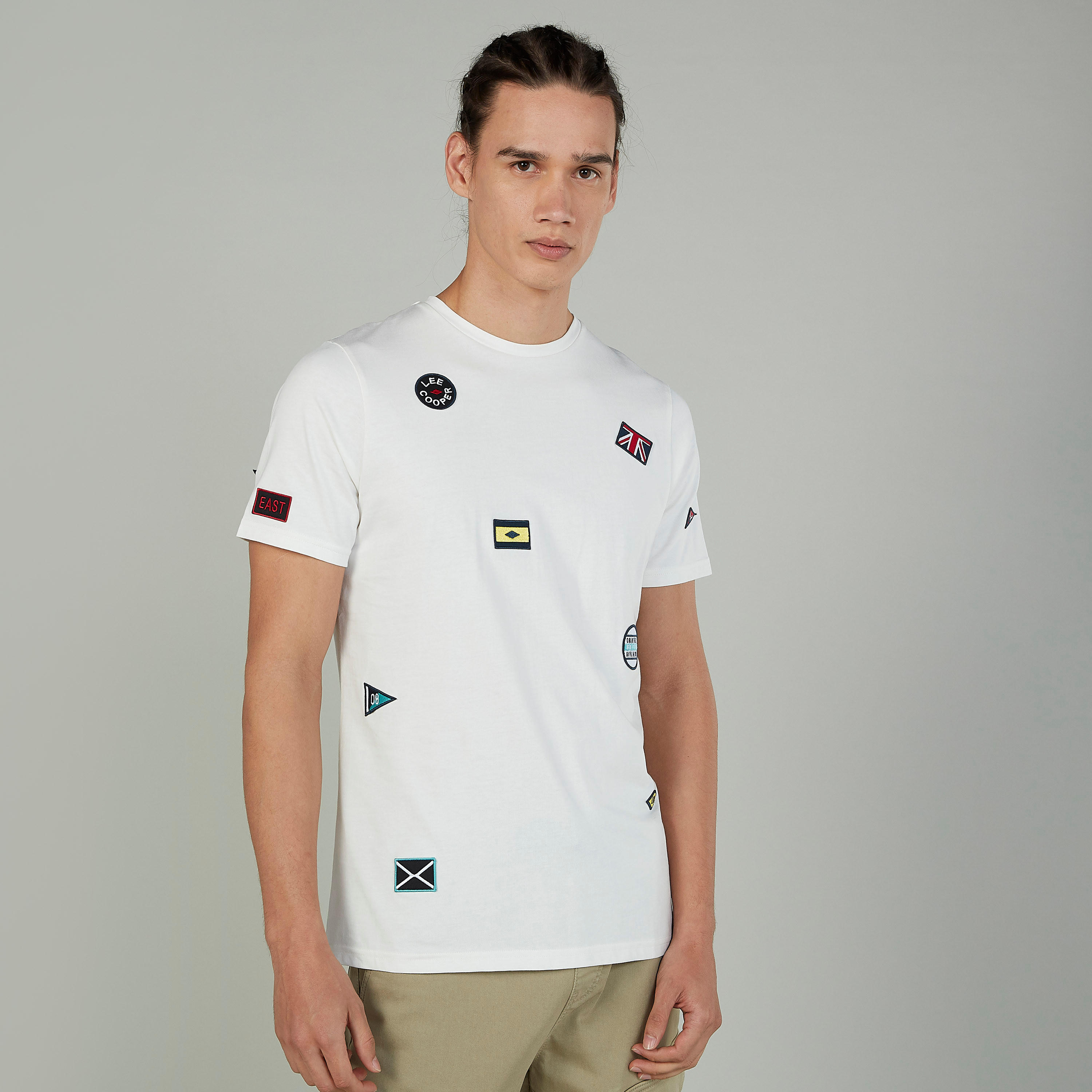 تيشيرت مستدام بأكمام قصيرة وطبعات من لي كوبر-men-clothing-tshirtsandpolos-tshirts-image-1