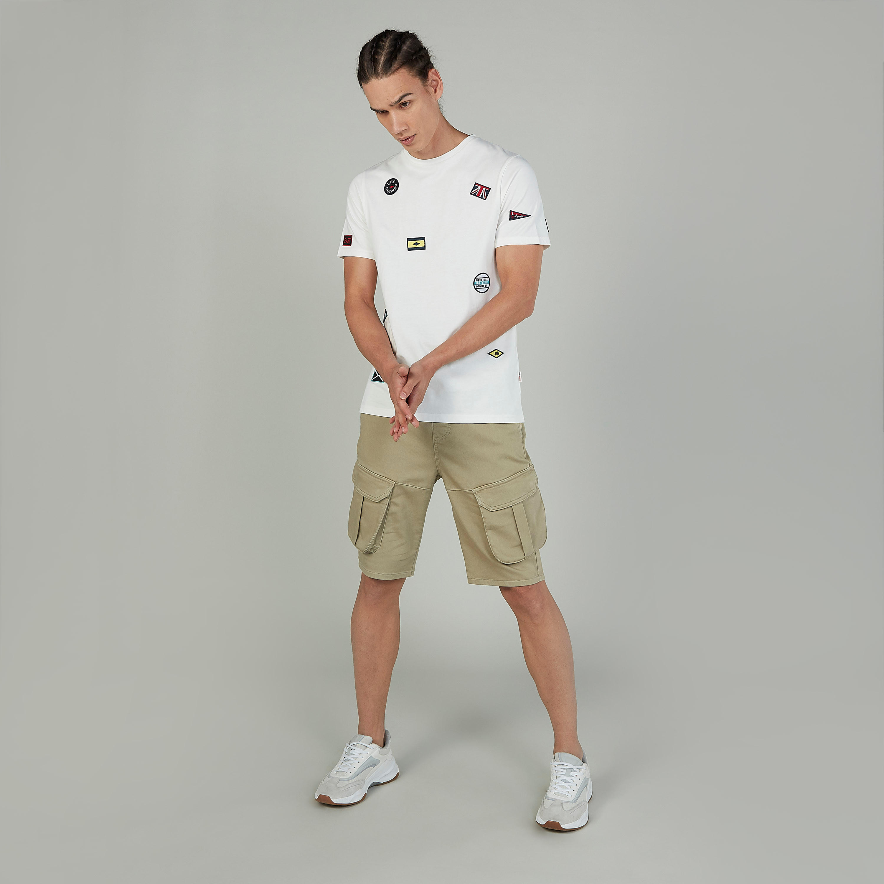 تيشيرت مستدام بأكمام قصيرة وطبعات من لي كوبر-men-clothing-tshirtsandpolos-tshirts-image-2