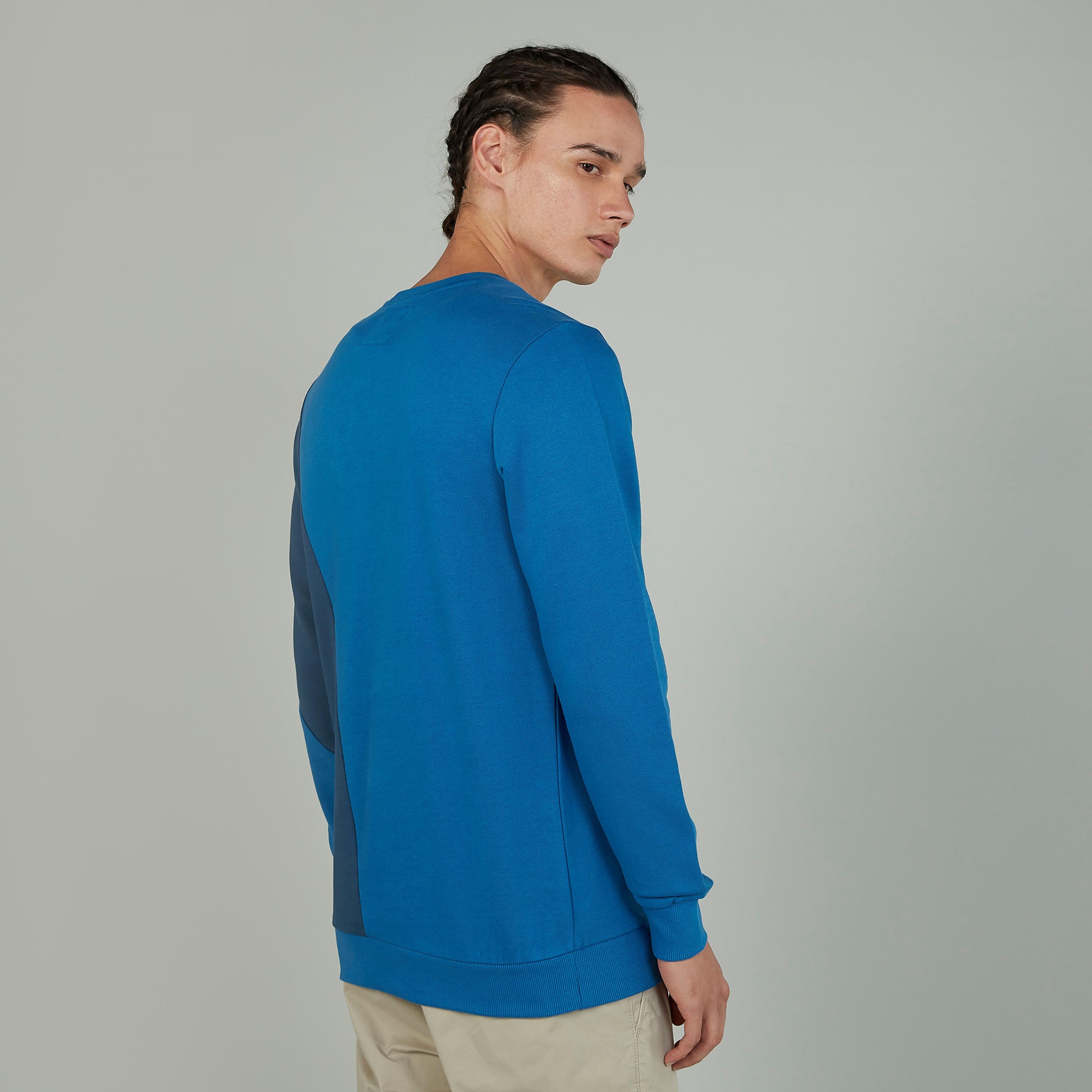 سويت شيرت مستدام مطرز بأكمام طويلة من لي كوبر-men-winterwear-hoodiesandsweatshirts-image-2