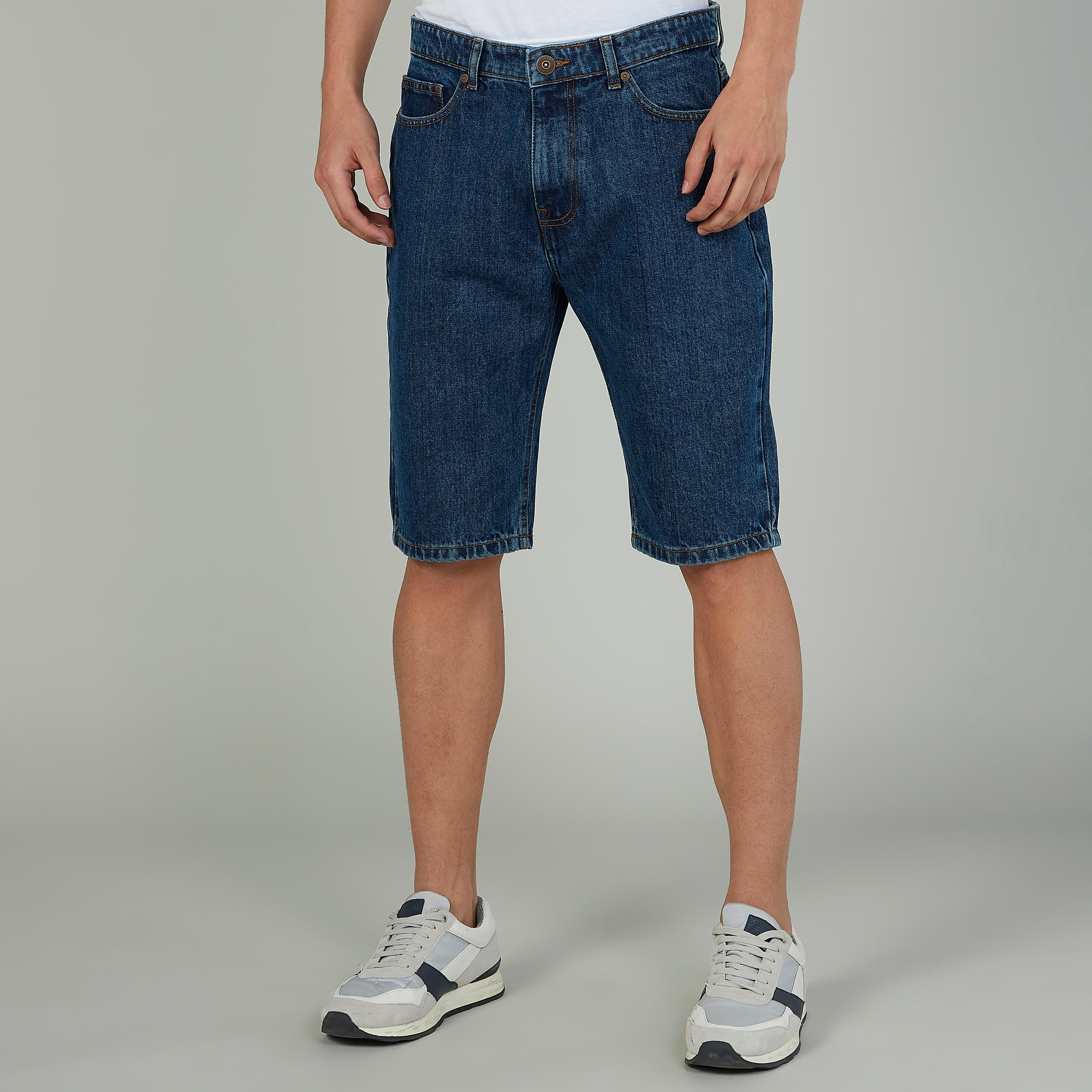 شورت دينم بارز الملمس بخصر متوسط الارتفاع وجيوب من لي كوبر-men-clothing-bottoms-shorts-image-1