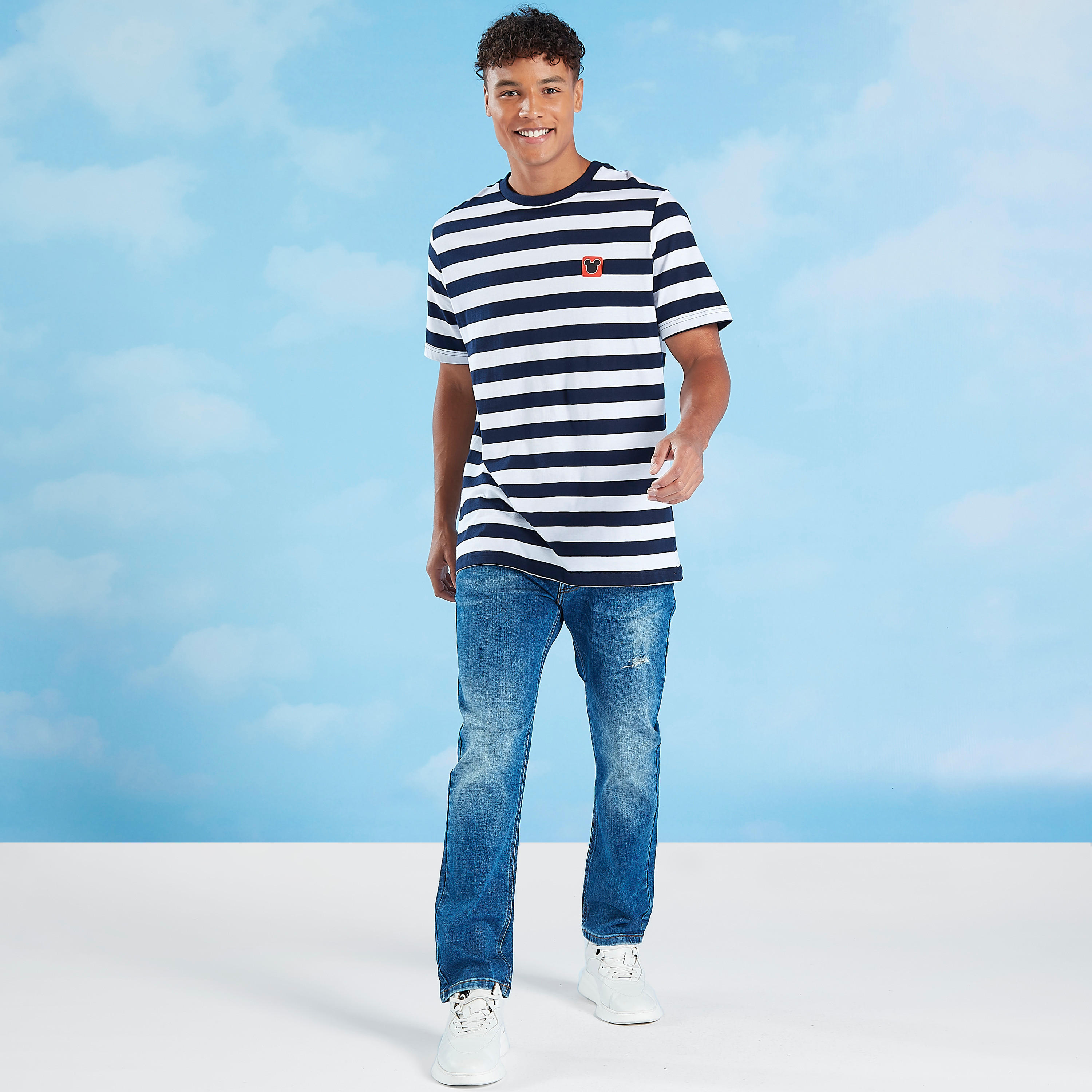 بنطلون جيز ممزّق بتفاصيل جيوب وعرواي حزام من لي كوبر-men-clothing-bottoms-jeans-image-2