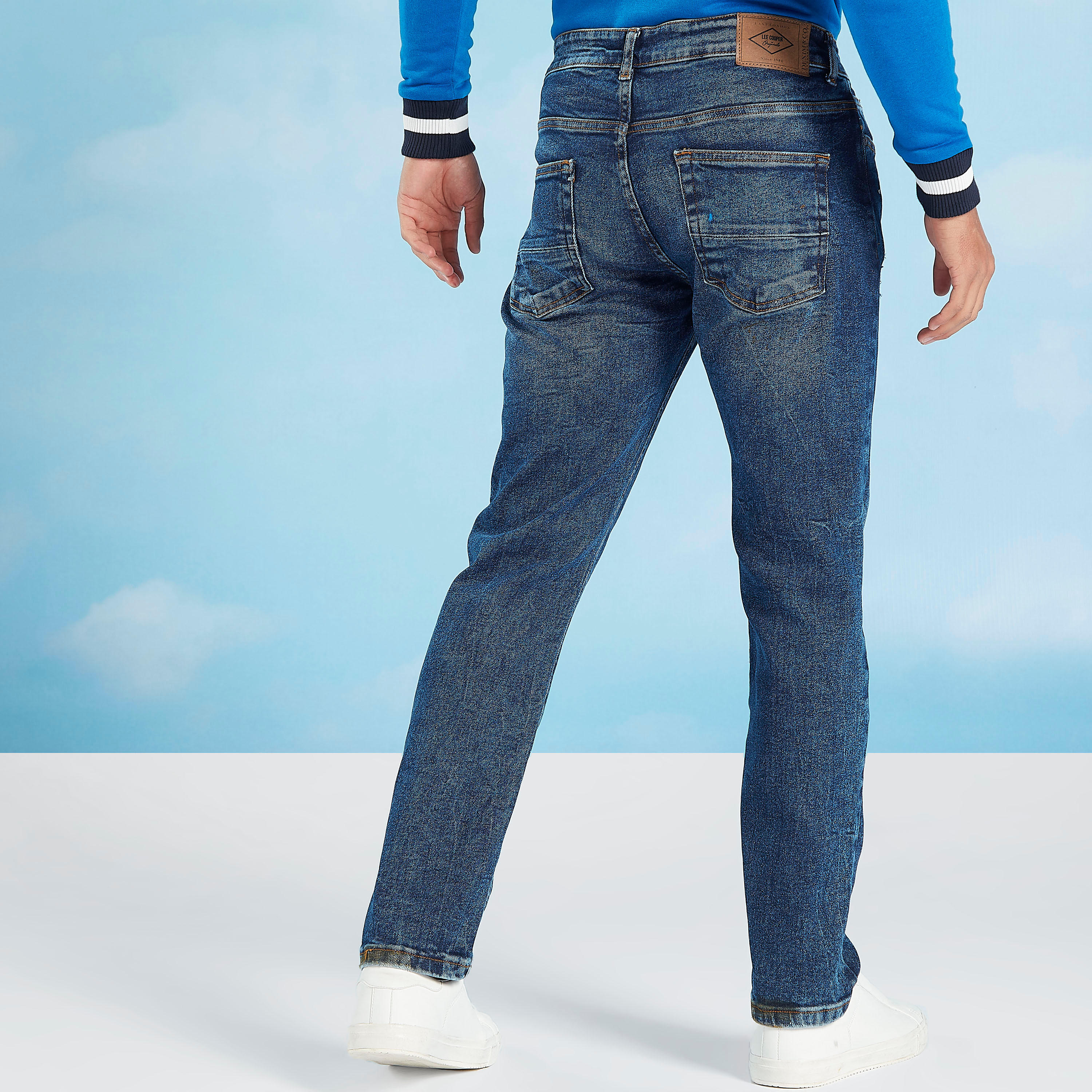 بنطلون جينز طويل ممزق بجيوب من لي كوبر-men-clothing-bottoms-jeans-image-4
