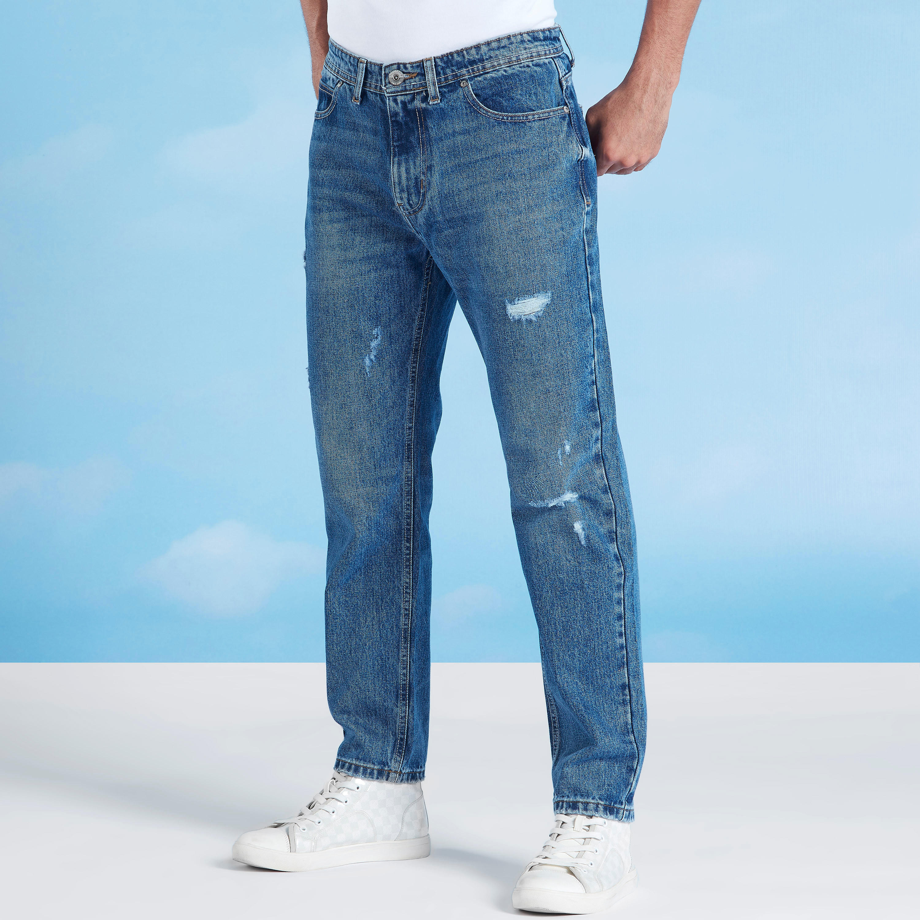 بنطلون جينز مستدام ممزق بخصر متوسّط الإرتفاع وتفاصيل جيوب من لي كوبر-men-clothing-bottoms-jeans-image-1