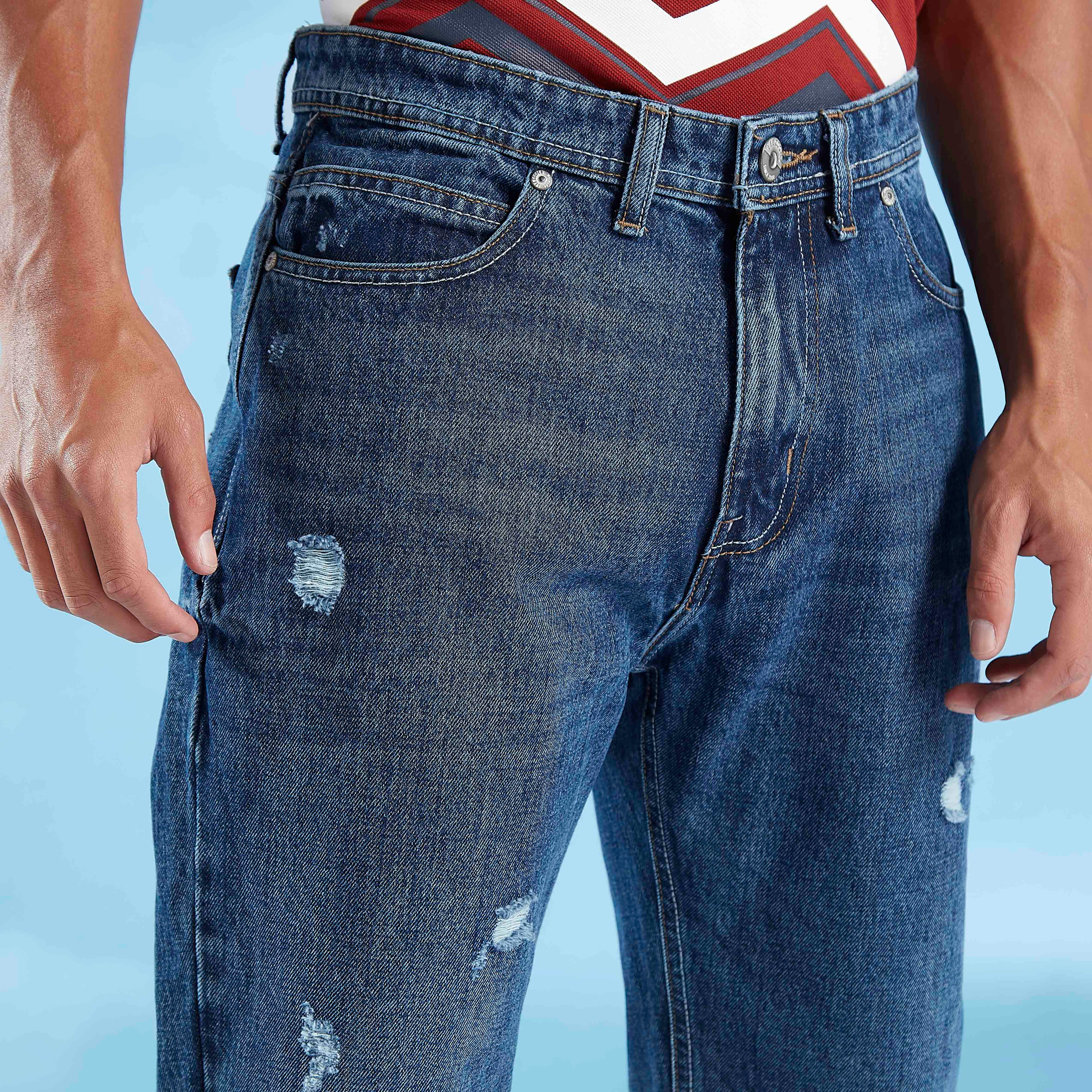 بنطلون جينز مستدام ممزّق بخصر متوسط الارتفاع من لي كوبر-men-clothing-bottoms-jeans-image-3
