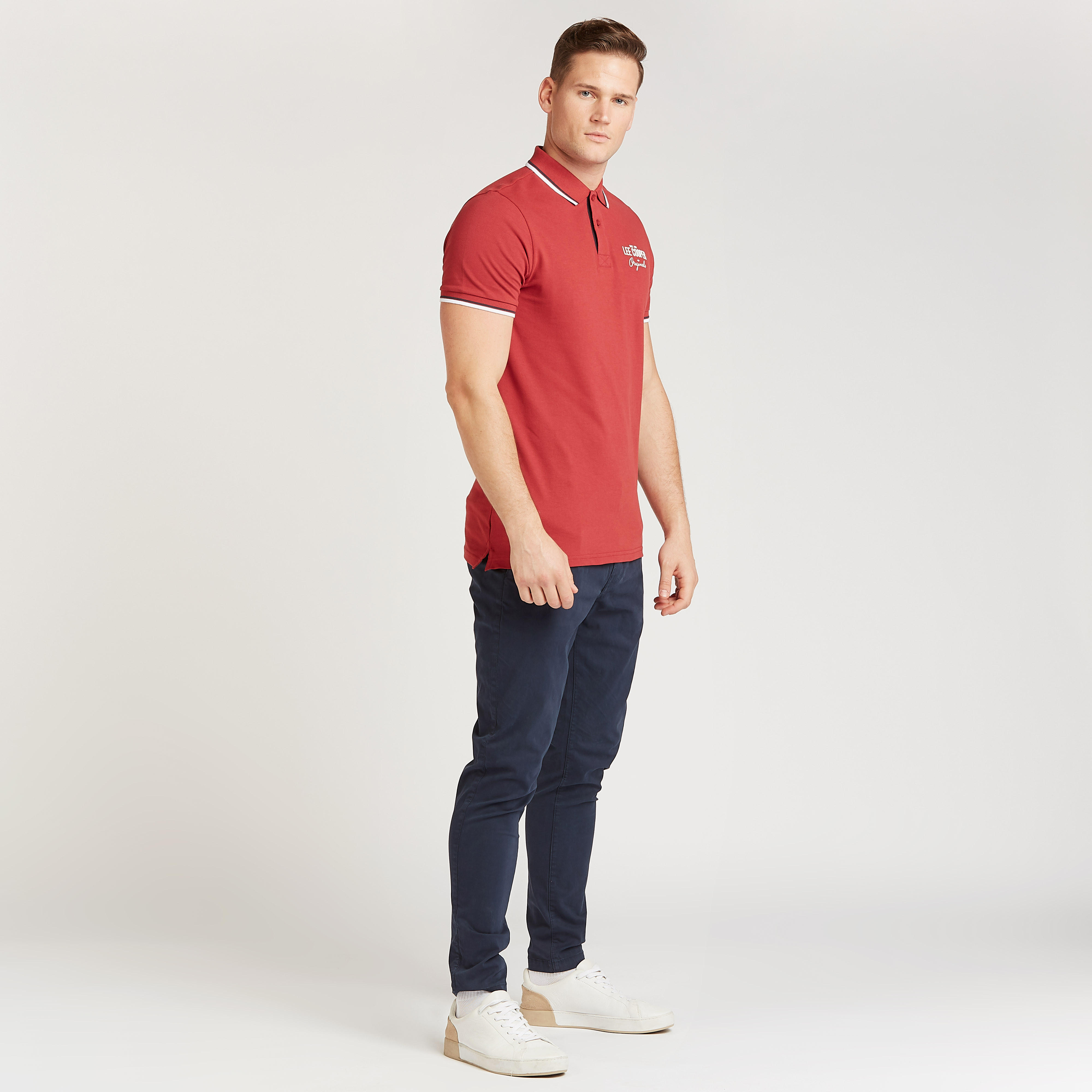 بنطلون سادة بجيوب من لي كوبر-men-clothing-bottoms-trousersandchinos-trousers-image-3
