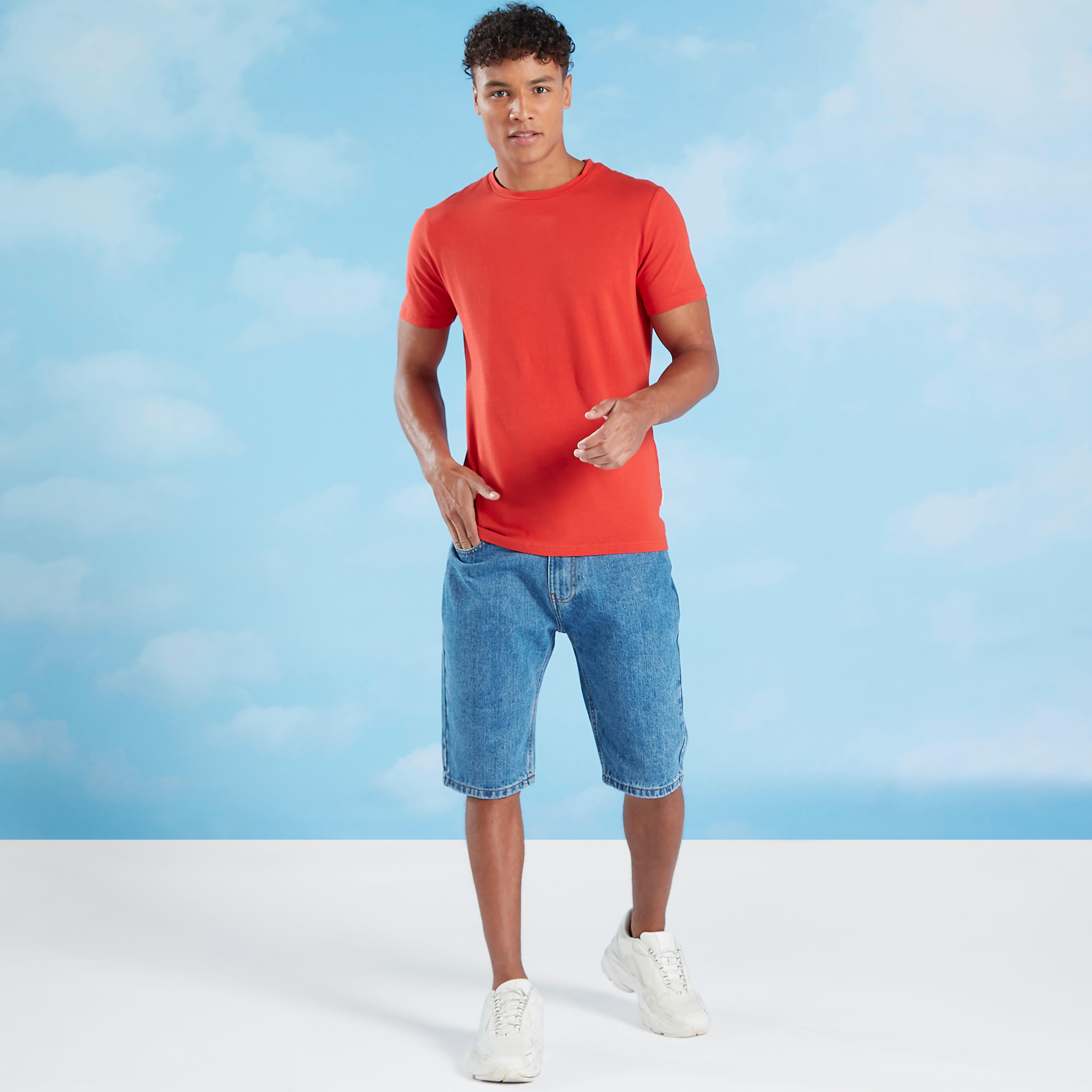 Lee Cooper Solid Round Neck T-shirt with Short Sleeves-men-clothing-tshirtsandpolos-tshirts-image-2