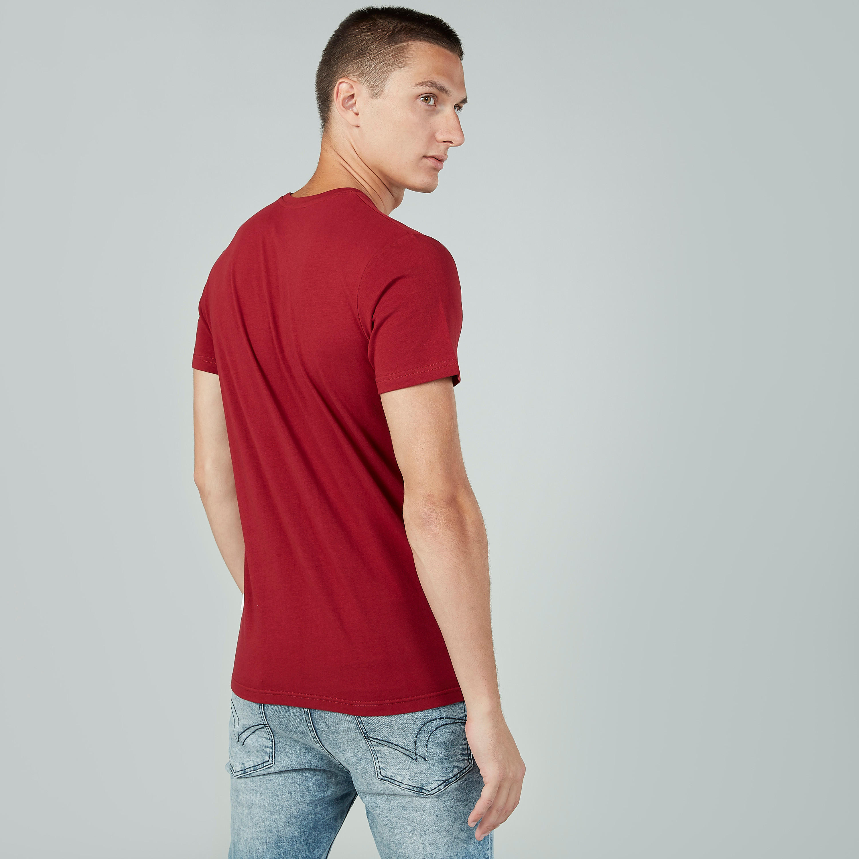 تيشيرت بياقة مستديرة وأكمام قصيرة وطبعات من لي كوبر-men-clothing-tshirtsandpolos-tshirts-image-4