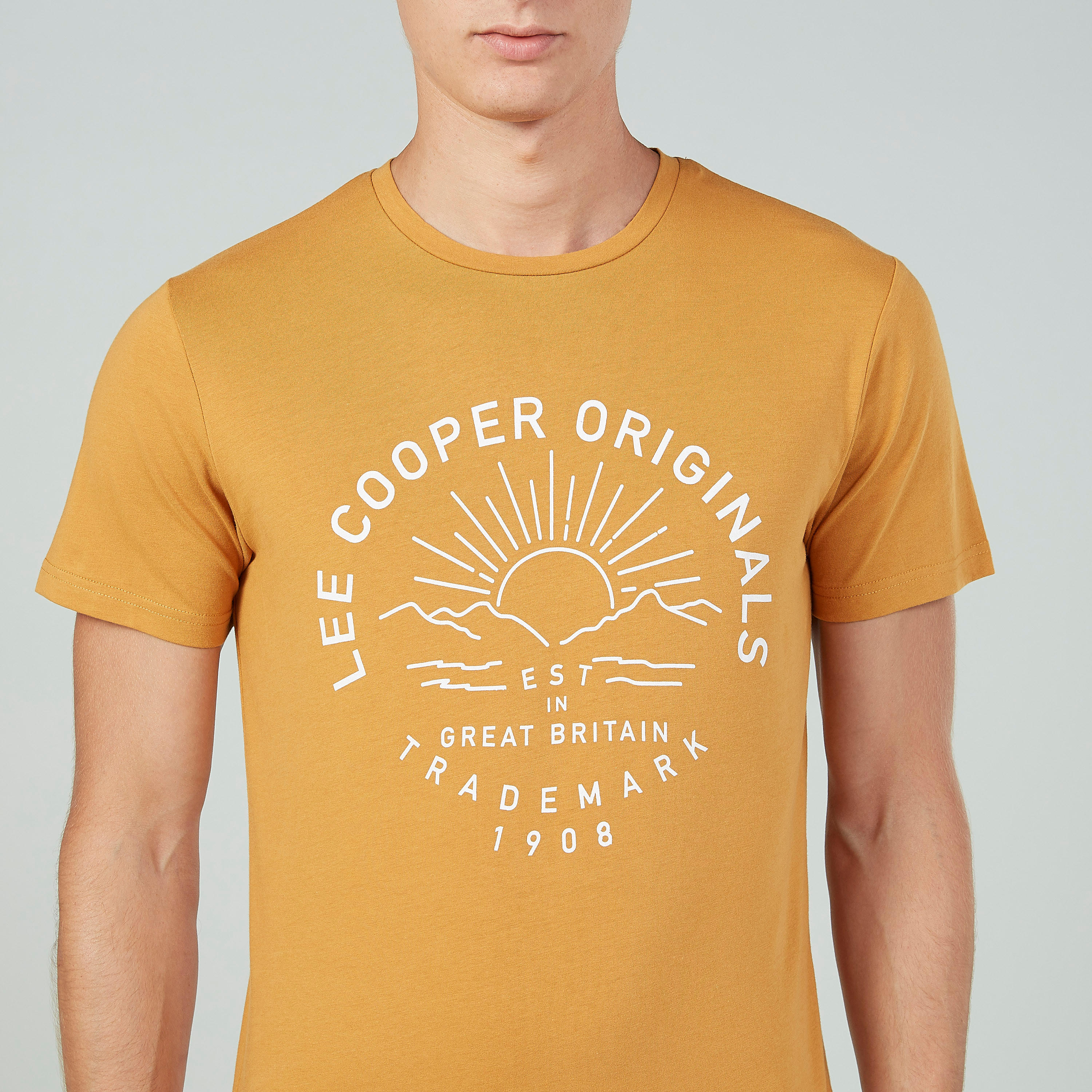 تيشيرت بياقة مستديرة وأكمام قصيرة وطبعات من لي كوبر-men-clothing-tshirtsandpolos-tshirts-image-3