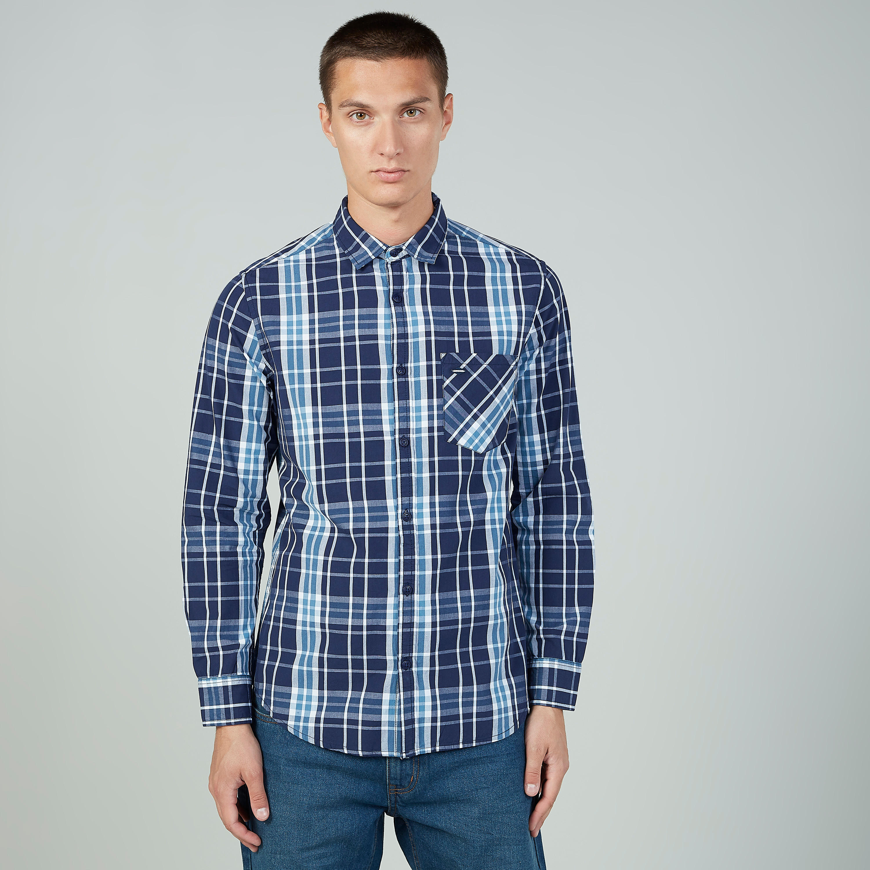 قميص كاروهات بأكمام طويلة وجيب على الصدر من لي كوبر-men-clothing-shirts-image-1