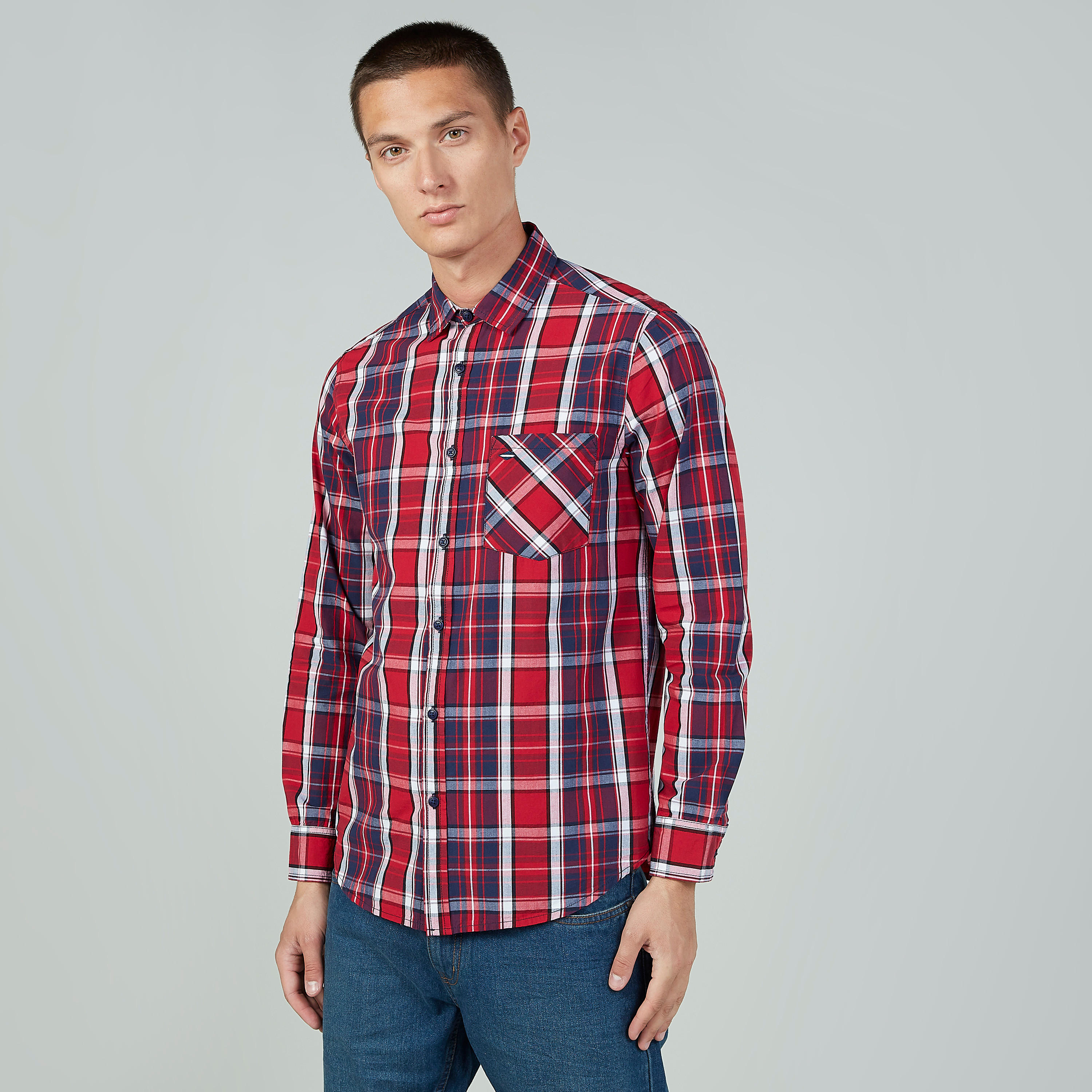 قميص كاروهات بأكمام طويلة وجيب على الصدر من لي كوبر-men-clothing-shirts-image-1