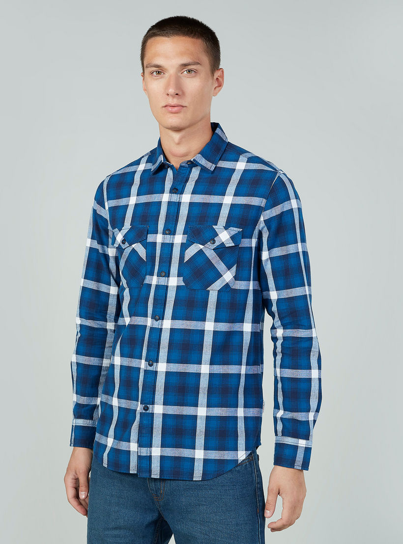 قميص كاروهات بأكمام طويلة وجيوب بطيّة من لي كوبر-men-clothing-shirts-image-1
