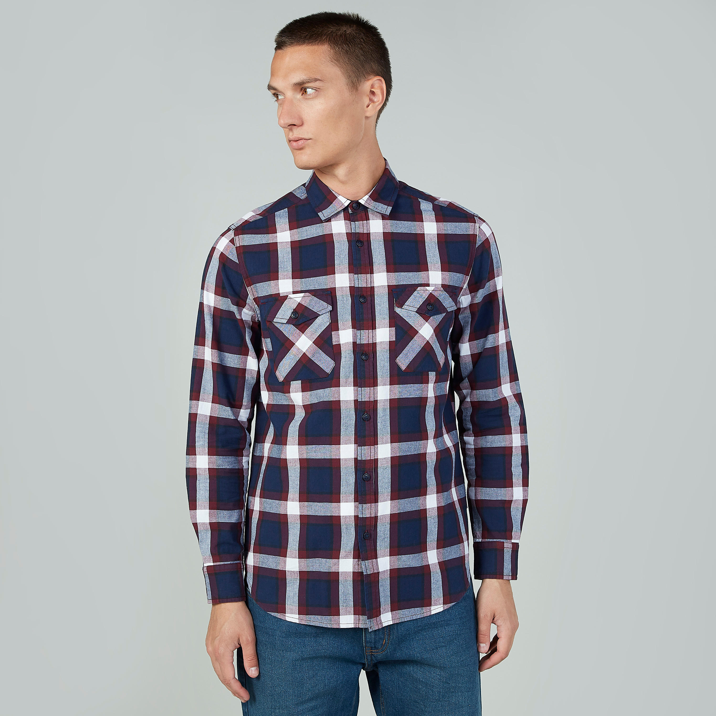 قميص كاروهات بأكمام طويلة وجيوب بطيّة من لي كوبر-men-clothing-shirts-image-1