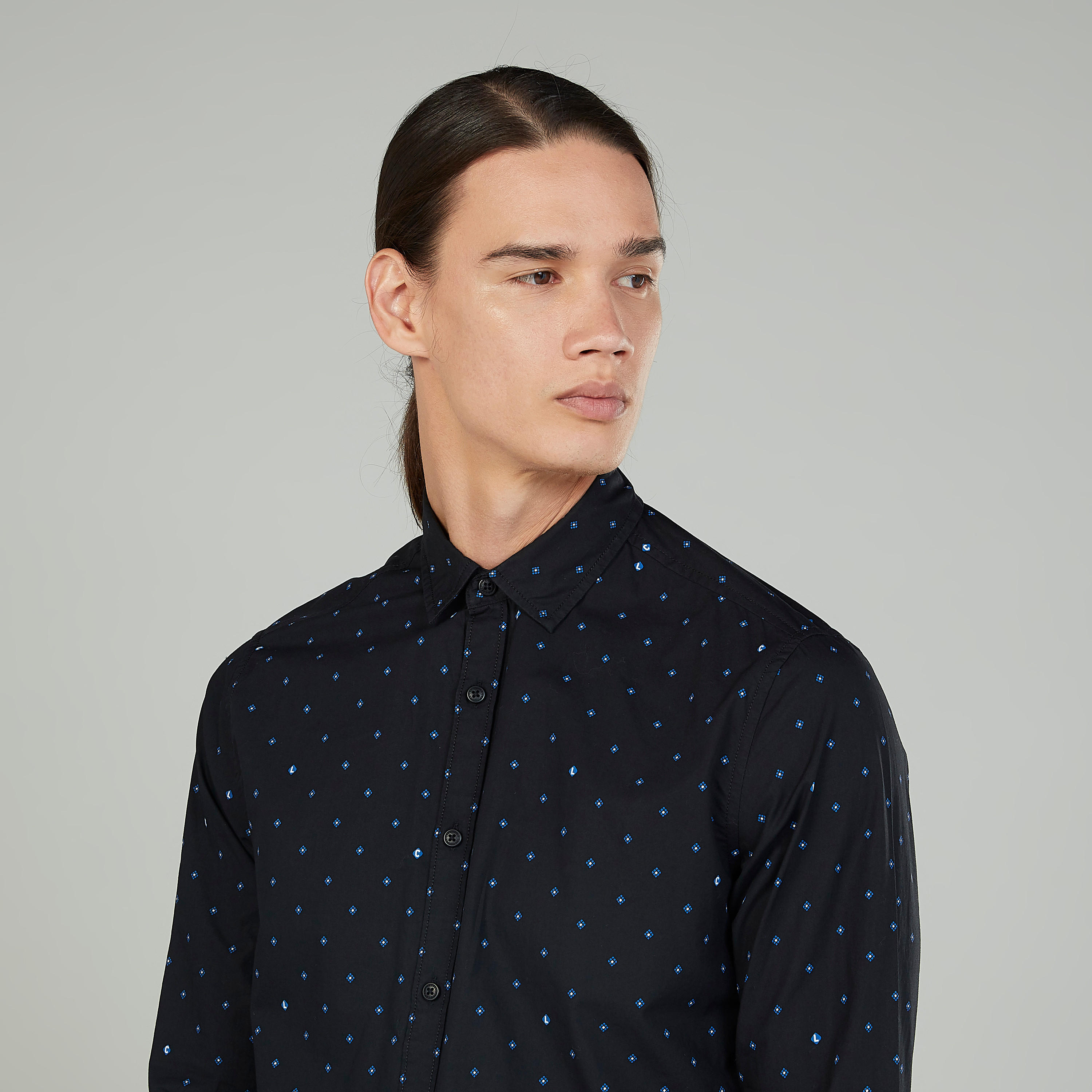 قميص بياقة عاديّة وأكمام طويلة وطبعات من لي كوبر-men-clothing-shirts-image-3