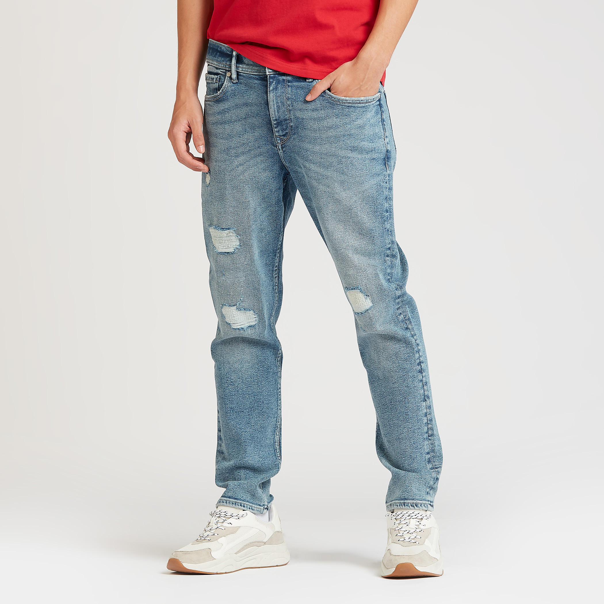 بنطلون جينز سليم ممزّق بخصر منخفض وتفاصيل جيوب من لي كوبر-men-clothing-bottoms-jeans-image-1