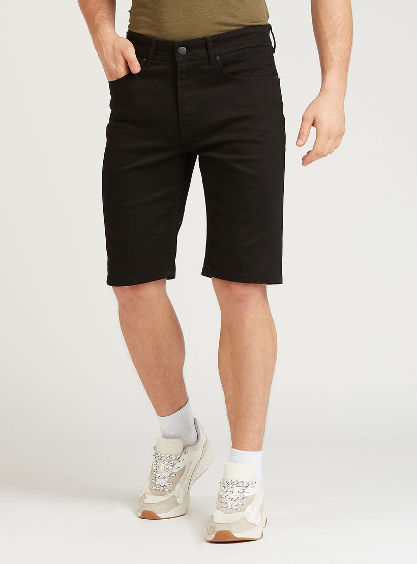 شورت دنيم بخصر متوسط الإرتفاع بجيوب وعراوي حزام من لي كوبر-men-clothing-bottoms-shorts-image-1
