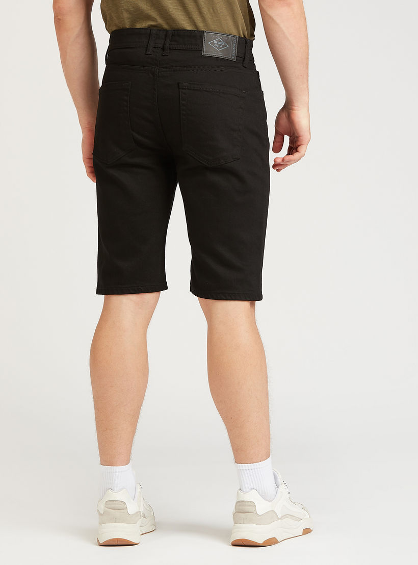 شورت دنيم بخصر متوسط الإرتفاع بجيوب وعراوي حزام من لي كوبر-men-clothing-bottoms-shorts-image-3