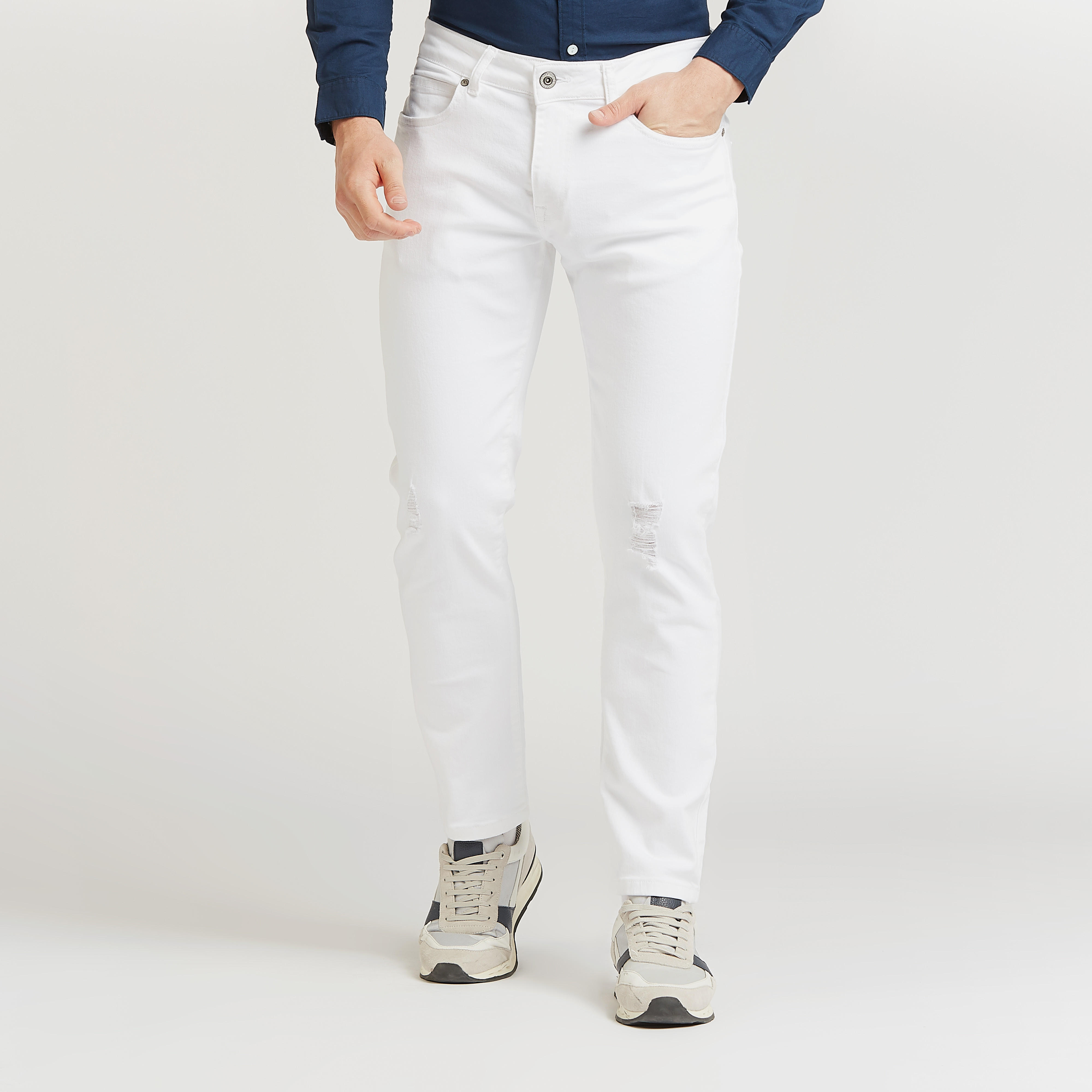Lee Cooper Slim Fit Full Length Solid Low-Rise Jeans with Pockets-men-clothing-bottoms-trousersandchinos-trousers-image-1