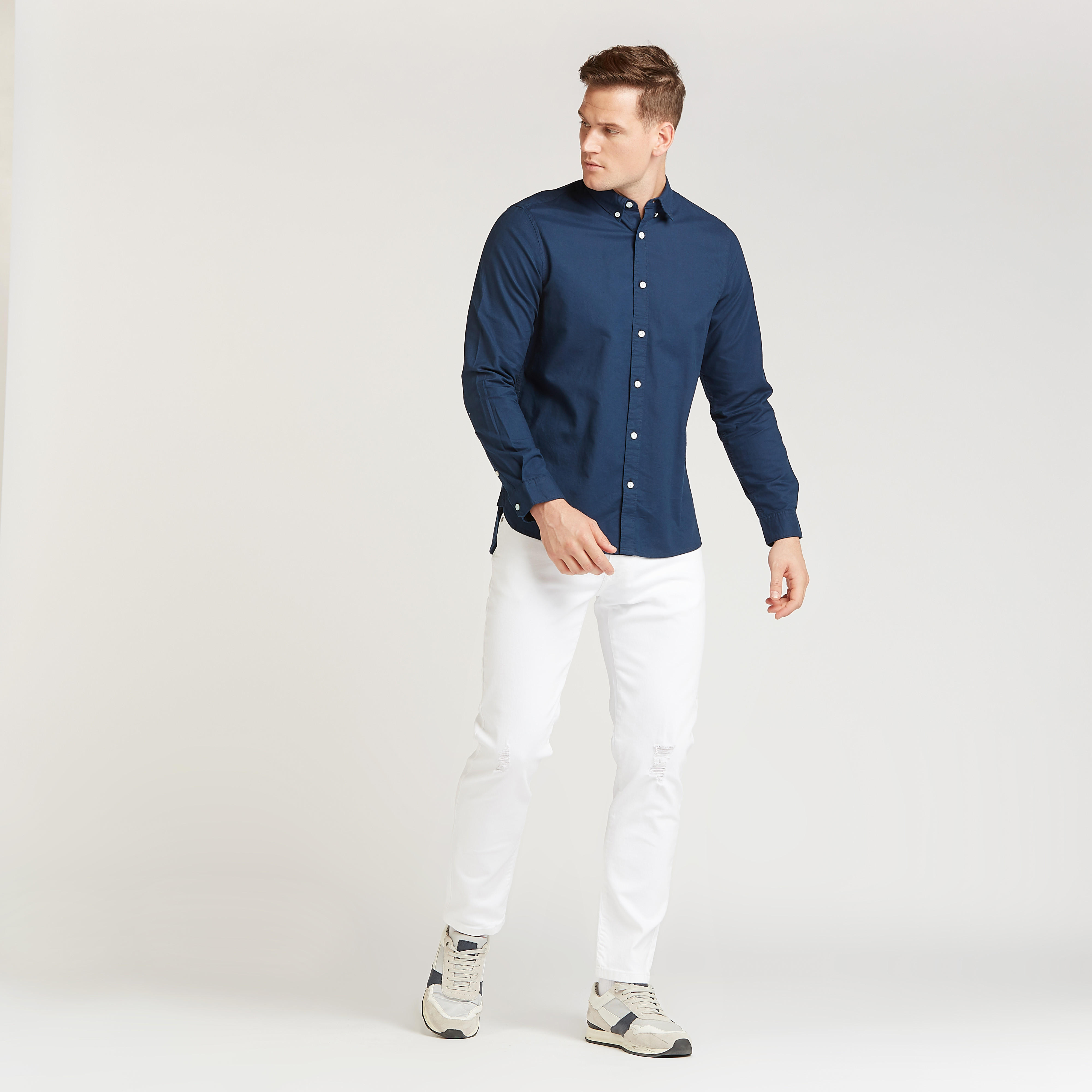 Lee Cooper Slim Fit Full Length Solid Low-Rise Jeans with Pockets-men-clothing-bottoms-trousersandchinos-trousers-image-2