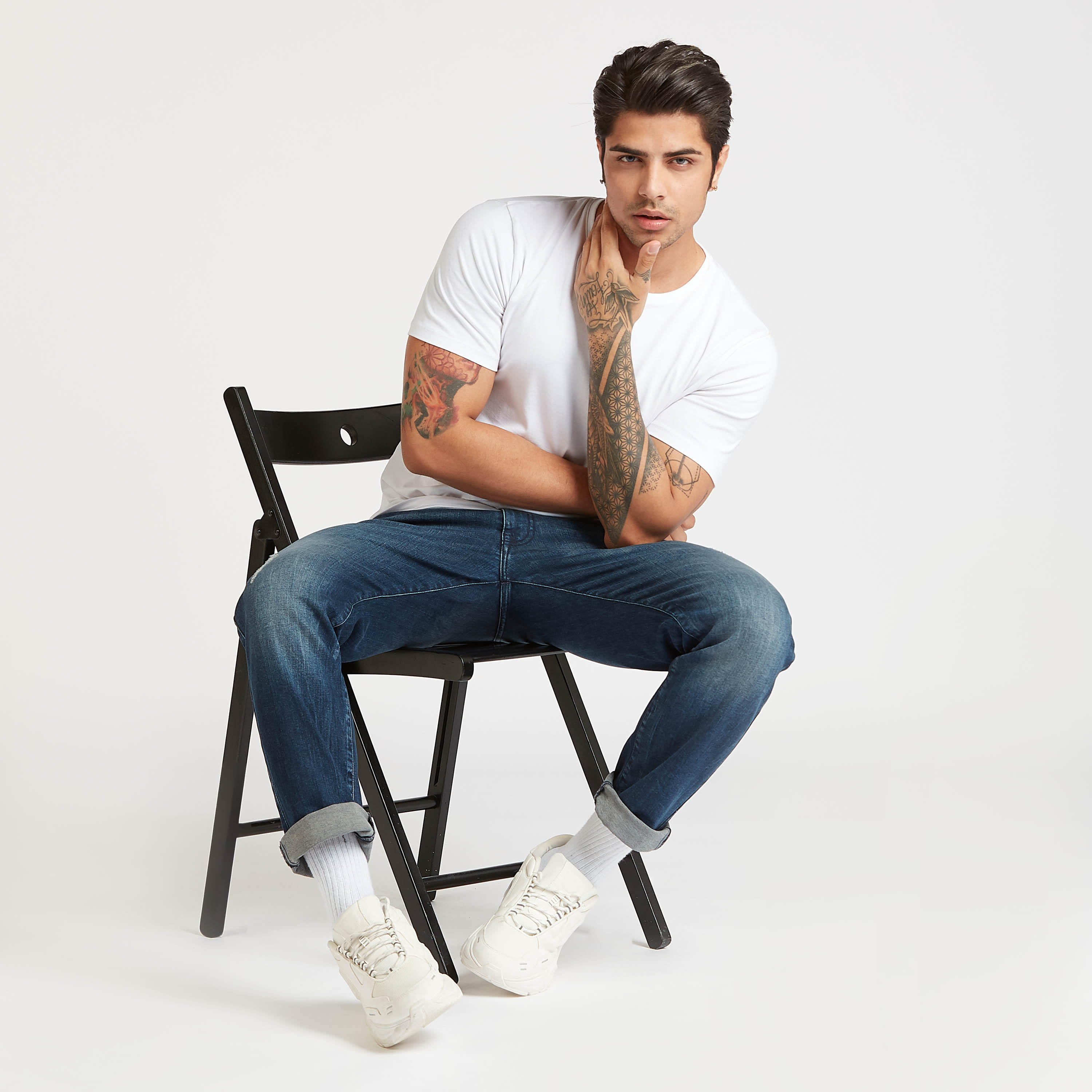 بنطلون جينز سليم ممزّق بخصر منخفض وتفاصيل جيوب من لي كوبر-men-clothing-bottoms-jeans-image-2