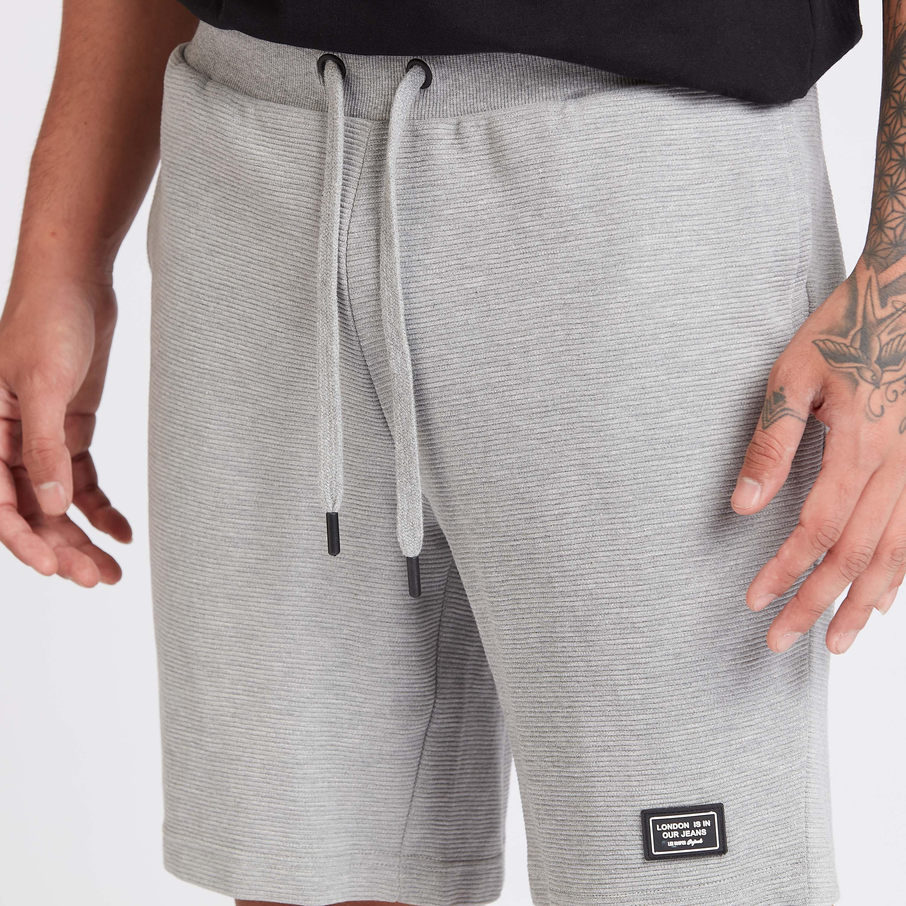 شورت سليم فيت بارز الملمس برباط وجيوب من لي كوبر-men-clothing-bottoms-shorts-image-3