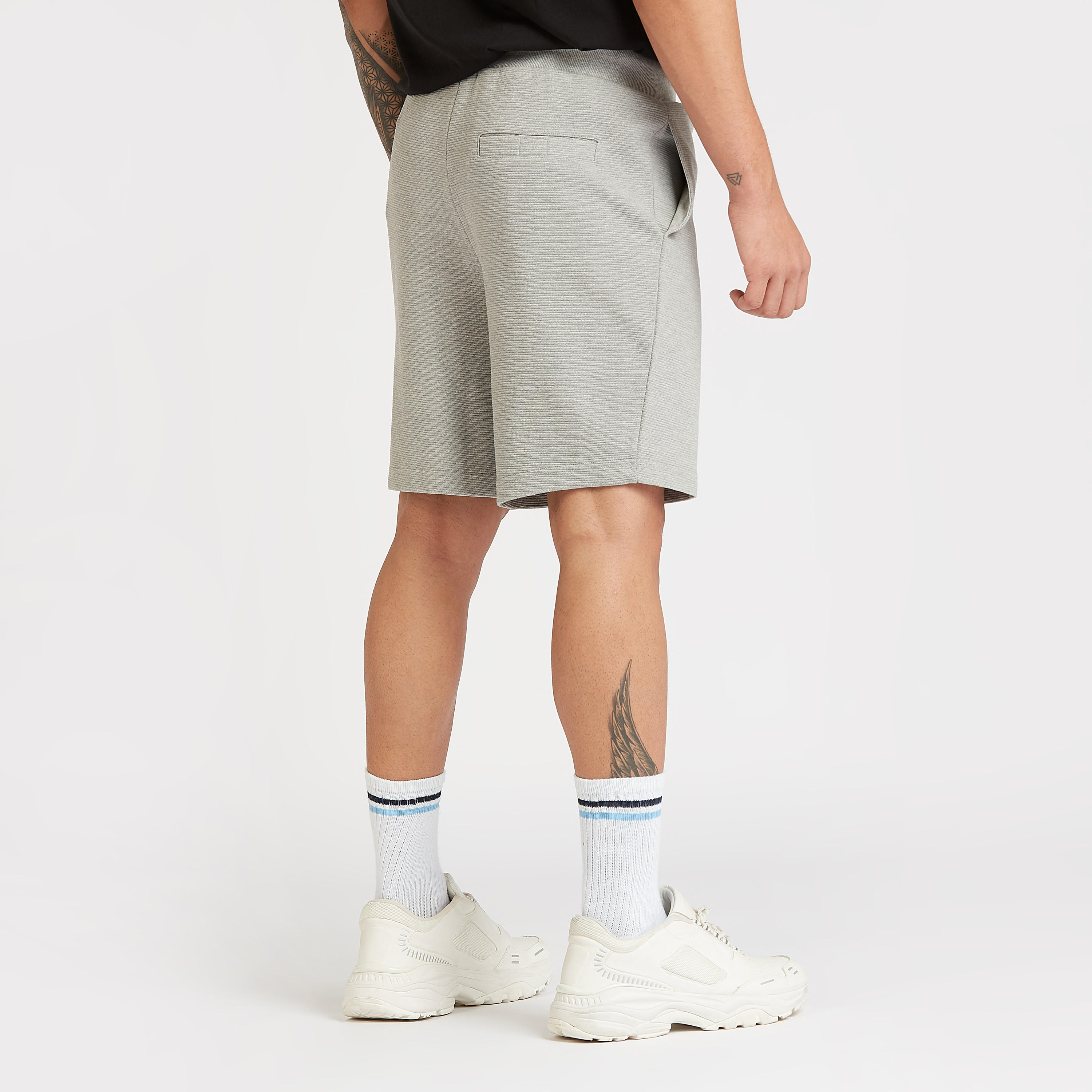 شورت سليم فيت بارز الملمس برباط وجيوب من لي كوبر-men-clothing-bottoms-shorts-image-4