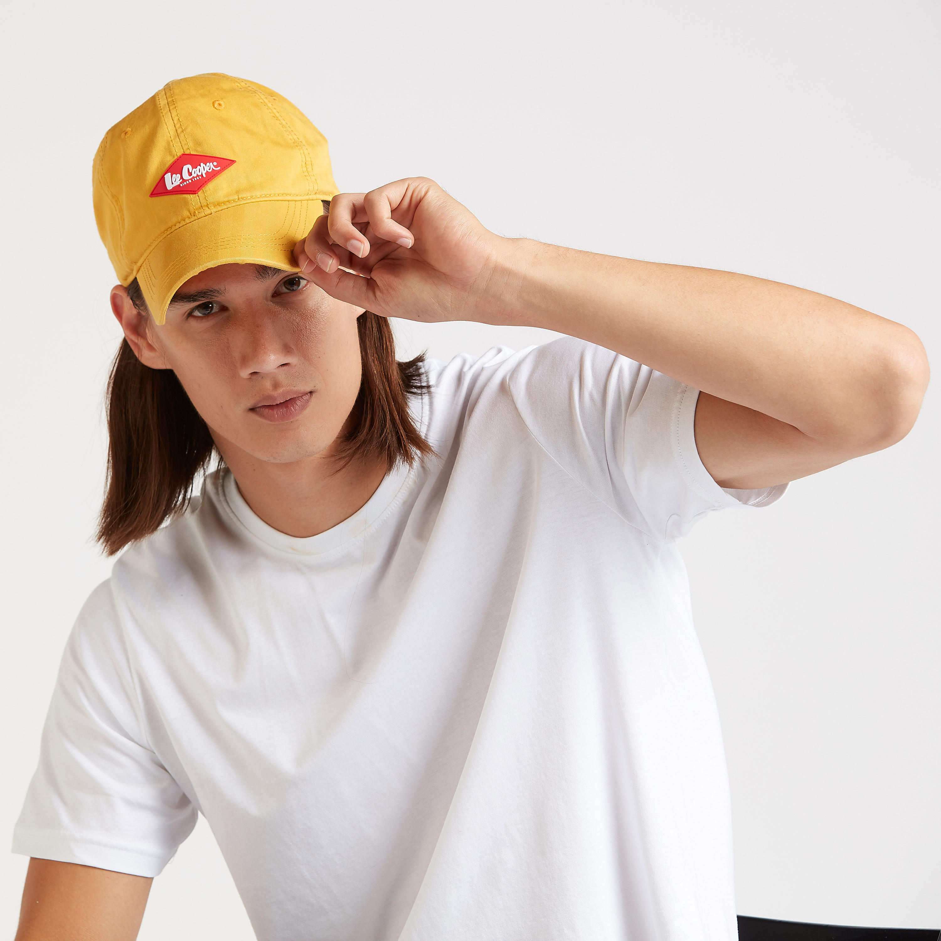 قبعة كاب مزينة بشعار مع مشبك بإبزيم من لي كوبر-men-caps-image-2