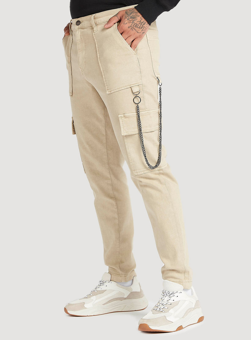 بنطلون كارجو سادة بجيوب وزر إغلاق من لي كوبر-men-clothing-bottoms-trousersandchinos-trousers-image-5