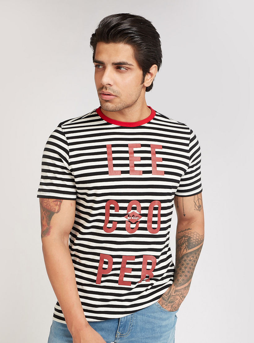 تيشيرت سليم مخطط بياقة ضيّقة وأكمام قصيرة-men-clothing-tshirtsandpolos-tshirts-image-4
