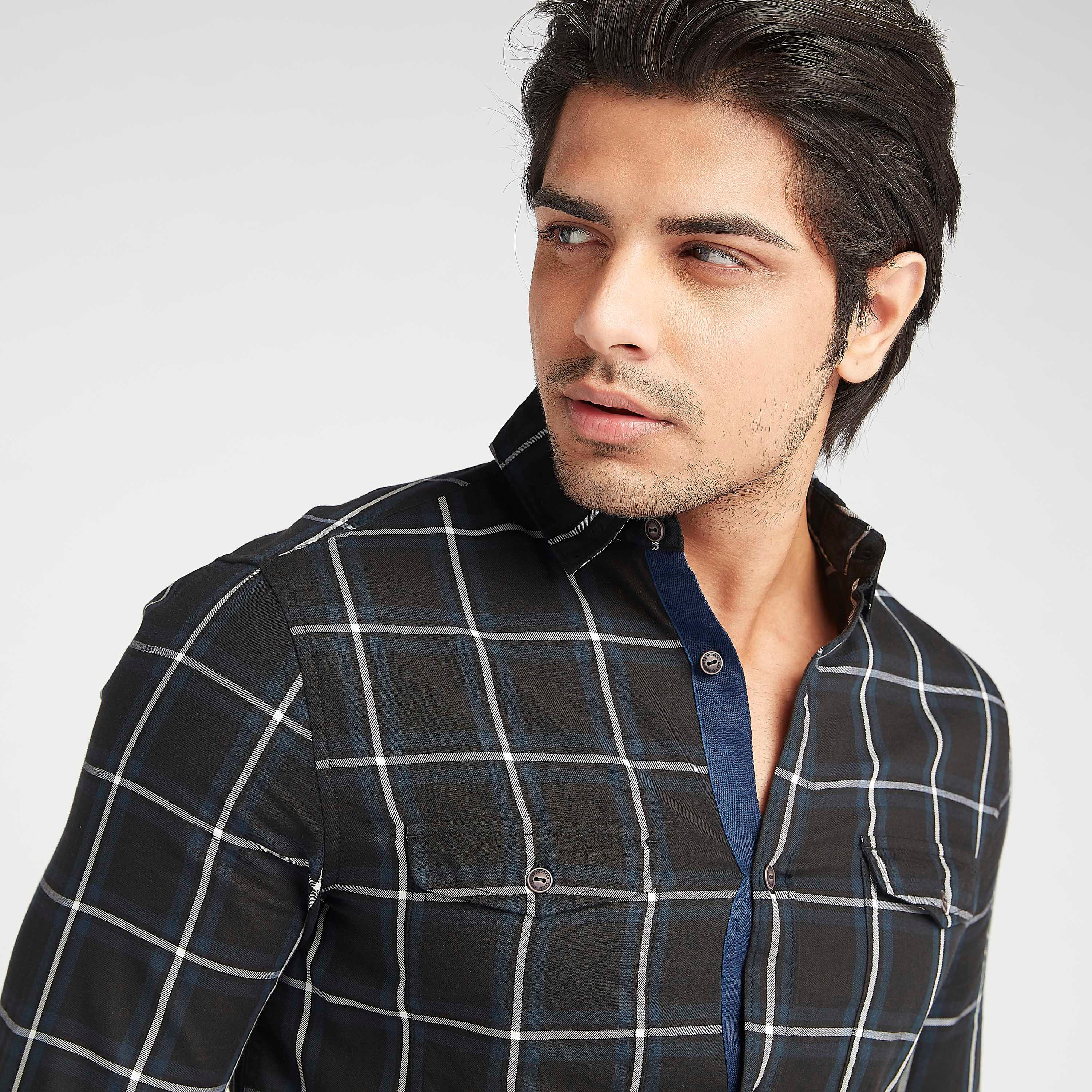 قميص كاروهات سليم بياقة عادية وأكمام قصيرة من لي كوبر-men-clothing-shirts-image-4